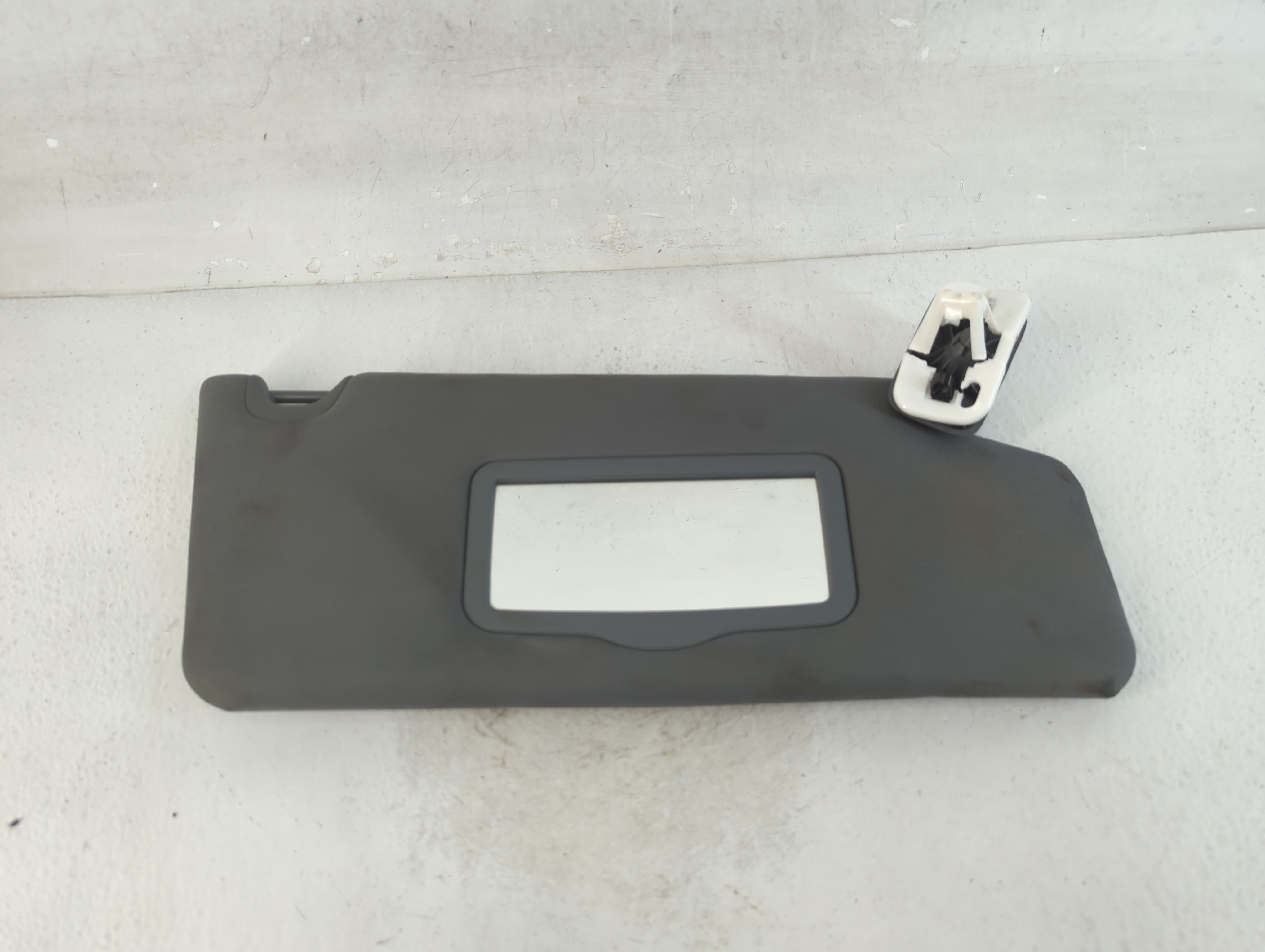 2011-2014 Ford F-150 Driver Sun Visor Mirror Left Sunvisor Dark Gray 925104 - Oemusedautoparts1.com