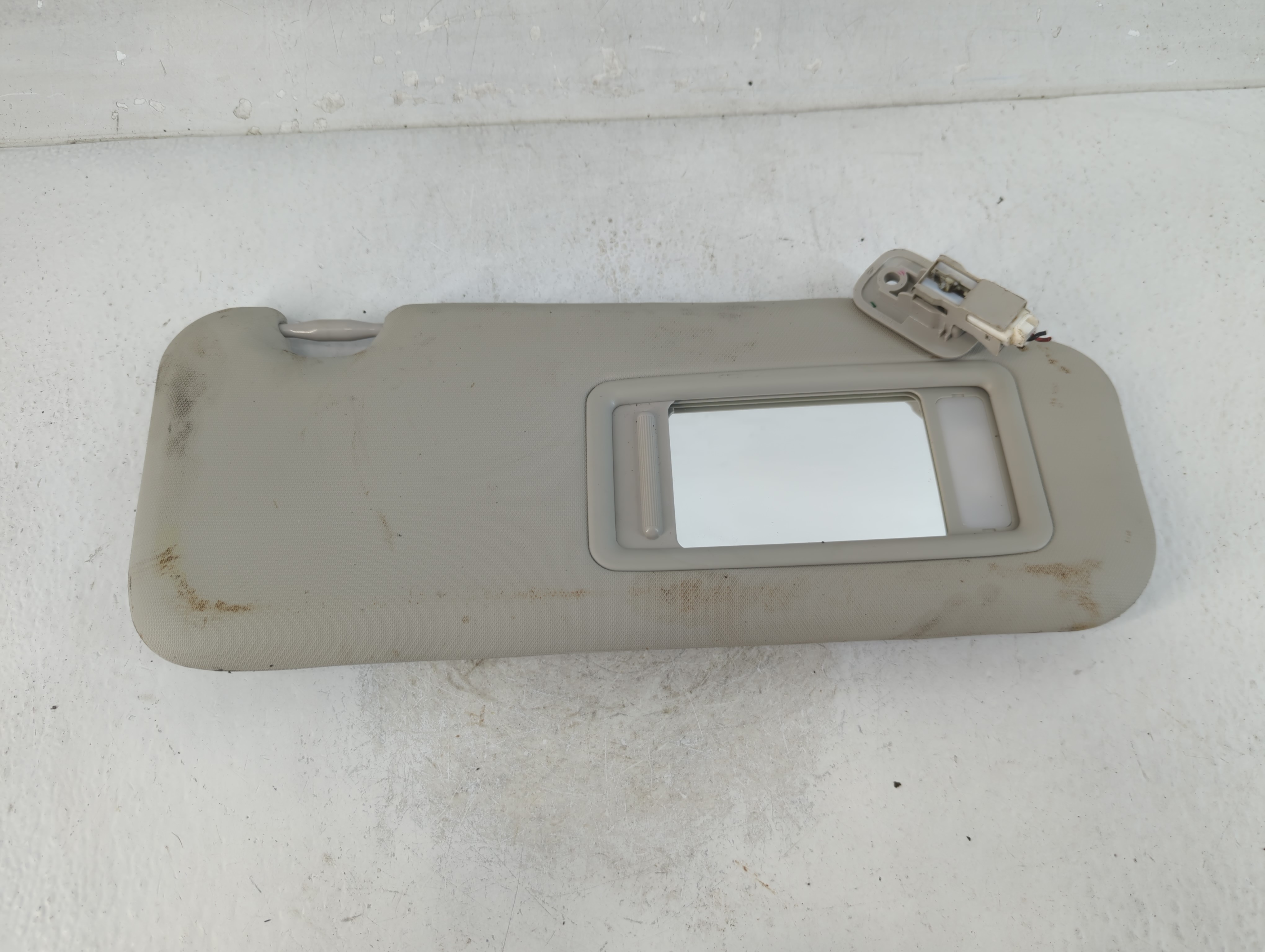 Picture of 2014-2018 Mazda 3 Passenger Sun Visor Mirror Right Sunvisor Ivory 925124