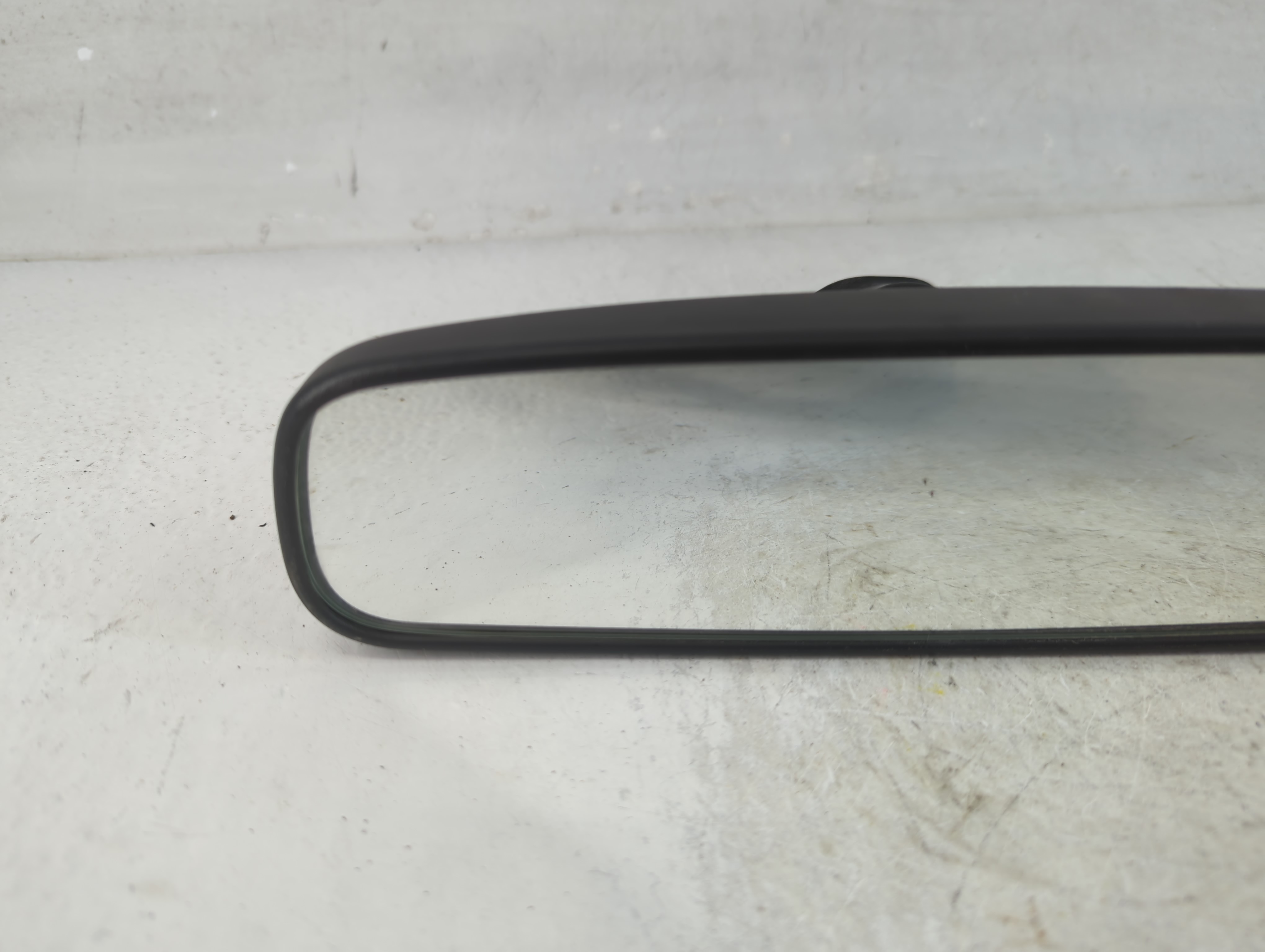 2016-2020 Kia Sorento Interior Rear View Mirror Oem 925179 - Oemusedautoparts1.com