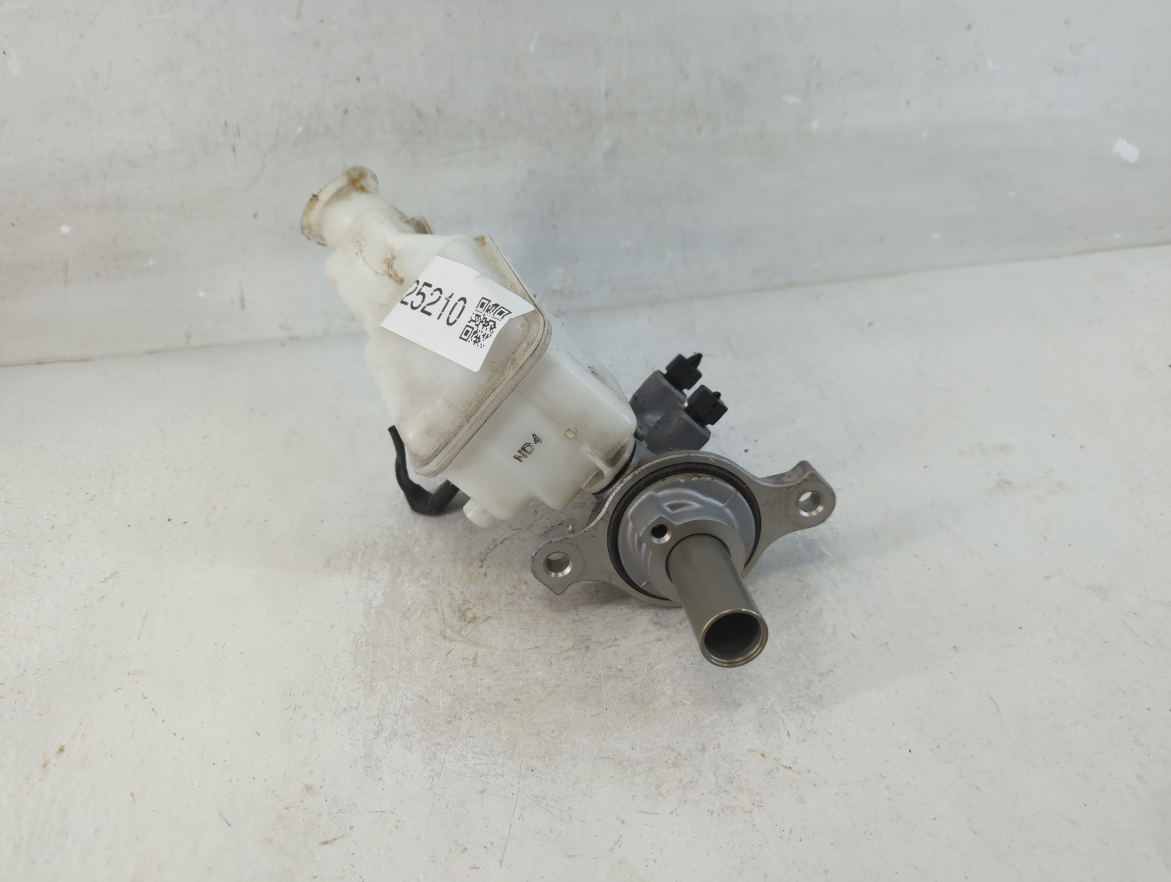 2016-2020 Kia Sorento Brake Master Cylinder 925210 - Oemusedautoparts1.com