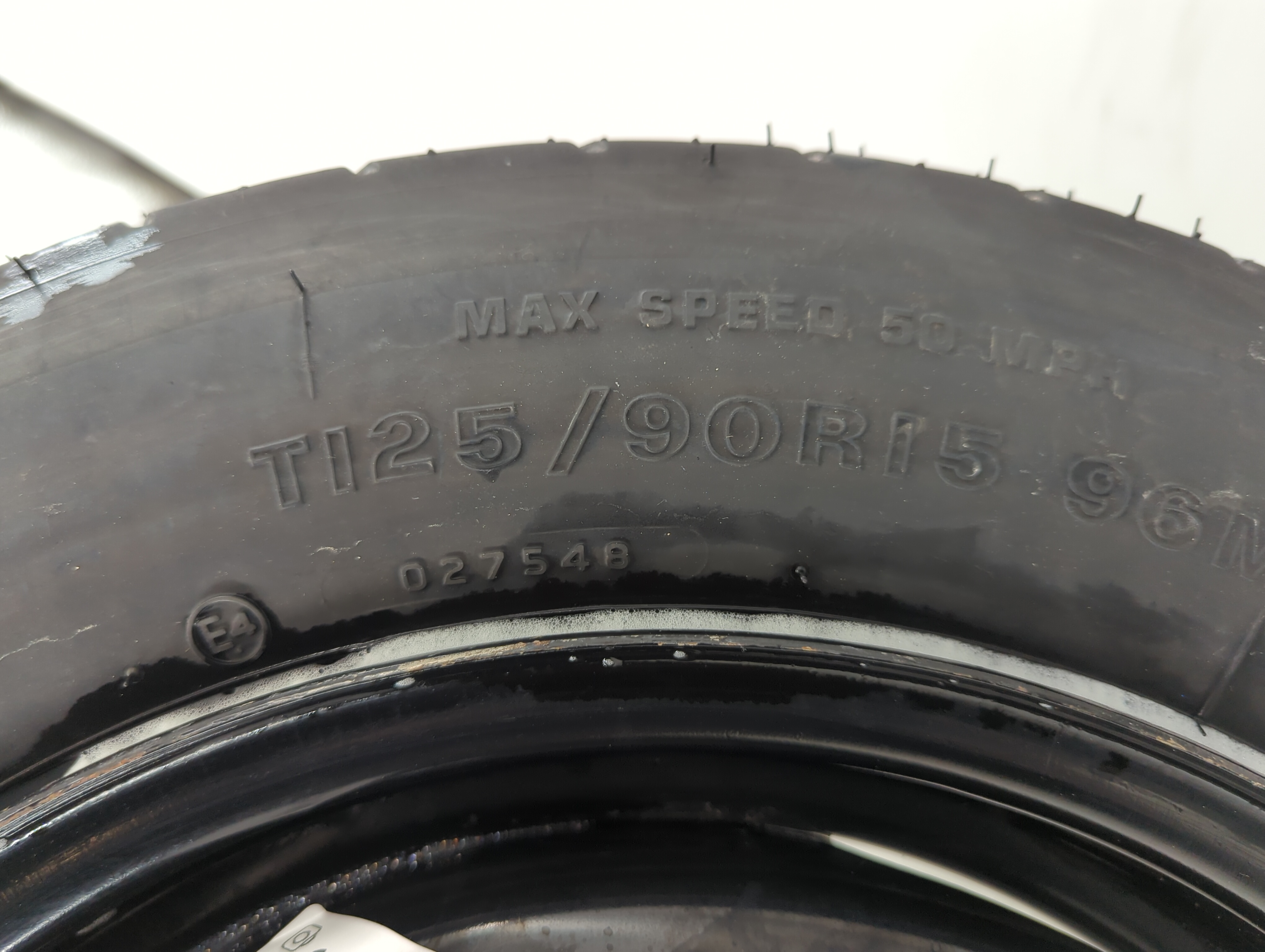 1996-2002 Ford Mustang Spare Donut Tire Wheel Rim Oem 925290 - Oemusedautoparts1.com