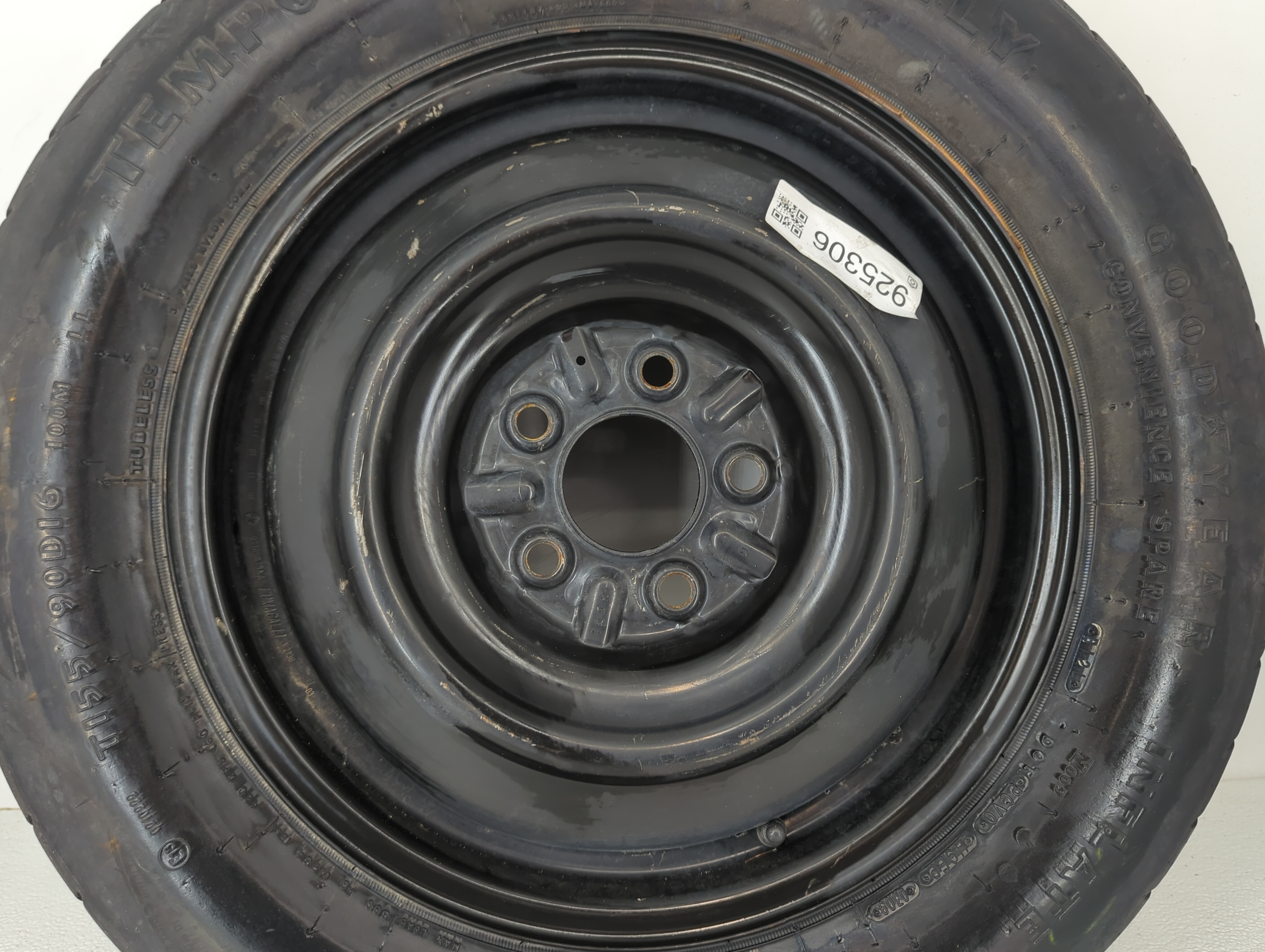 Picture of 2017-2022 Kia Sportage Spare Donut Tire Wheel Rim Oem 925306