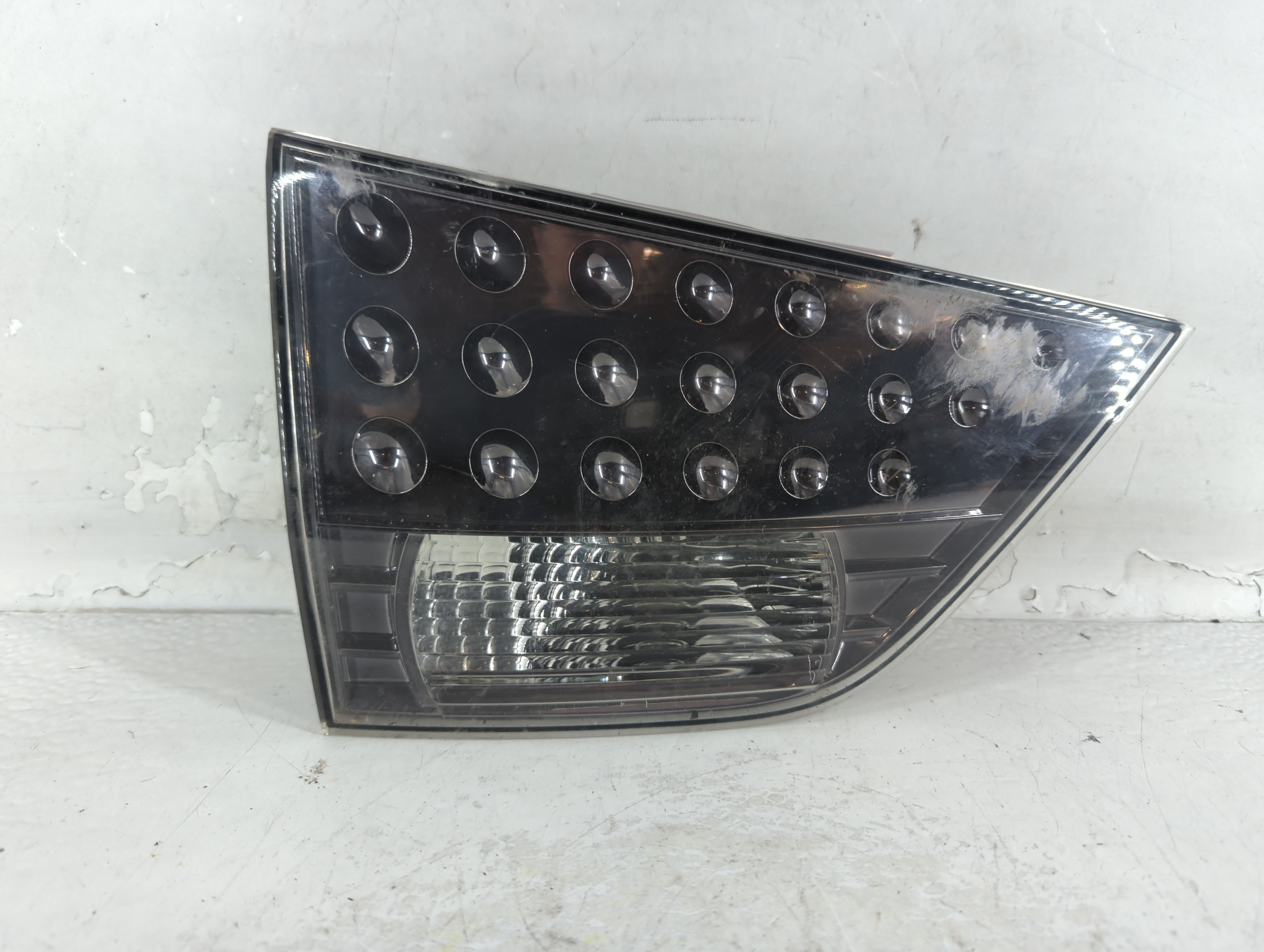 2007 Mitsubishi Outlander Passenger Right Side Tail Light Taillight Oem 925331 - Oemusedautoparts1.com