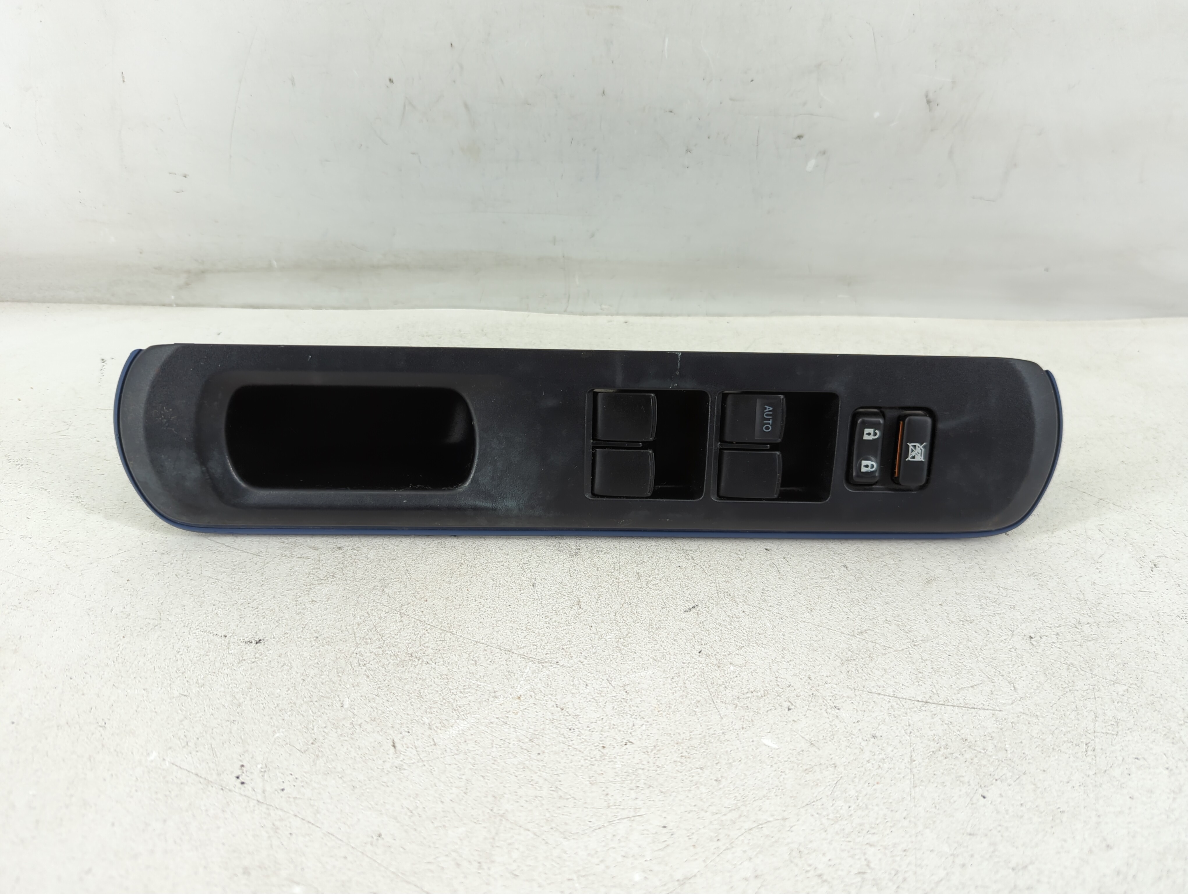 2004-2009 Toyota Prius Driver Left Door Master Power Window Switch 925346 - Oemusedautoparts1.com