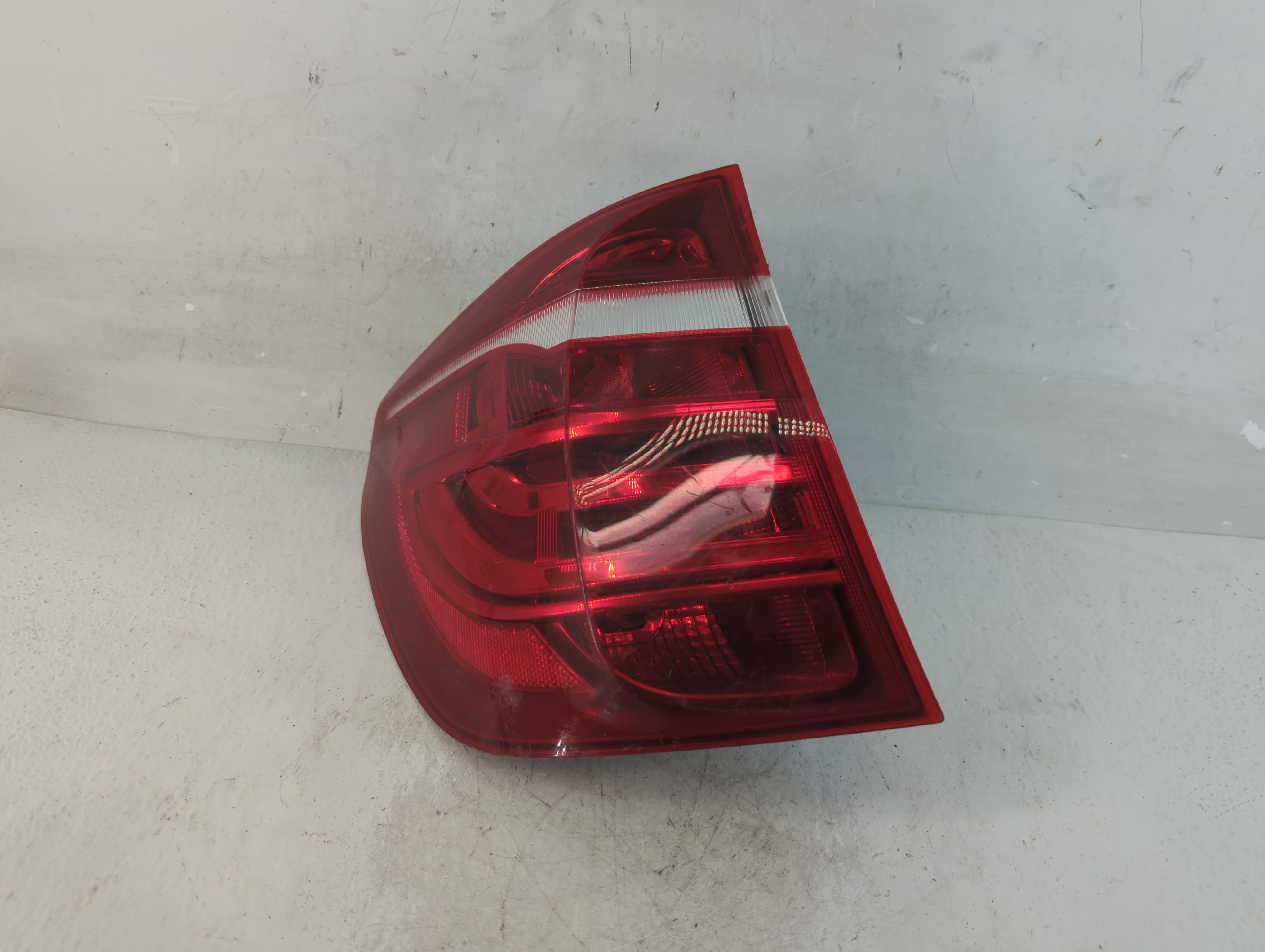 Picture of 2011-2017 Bmw X3 Driver Left Side Tail Light Taillight Oem 925387