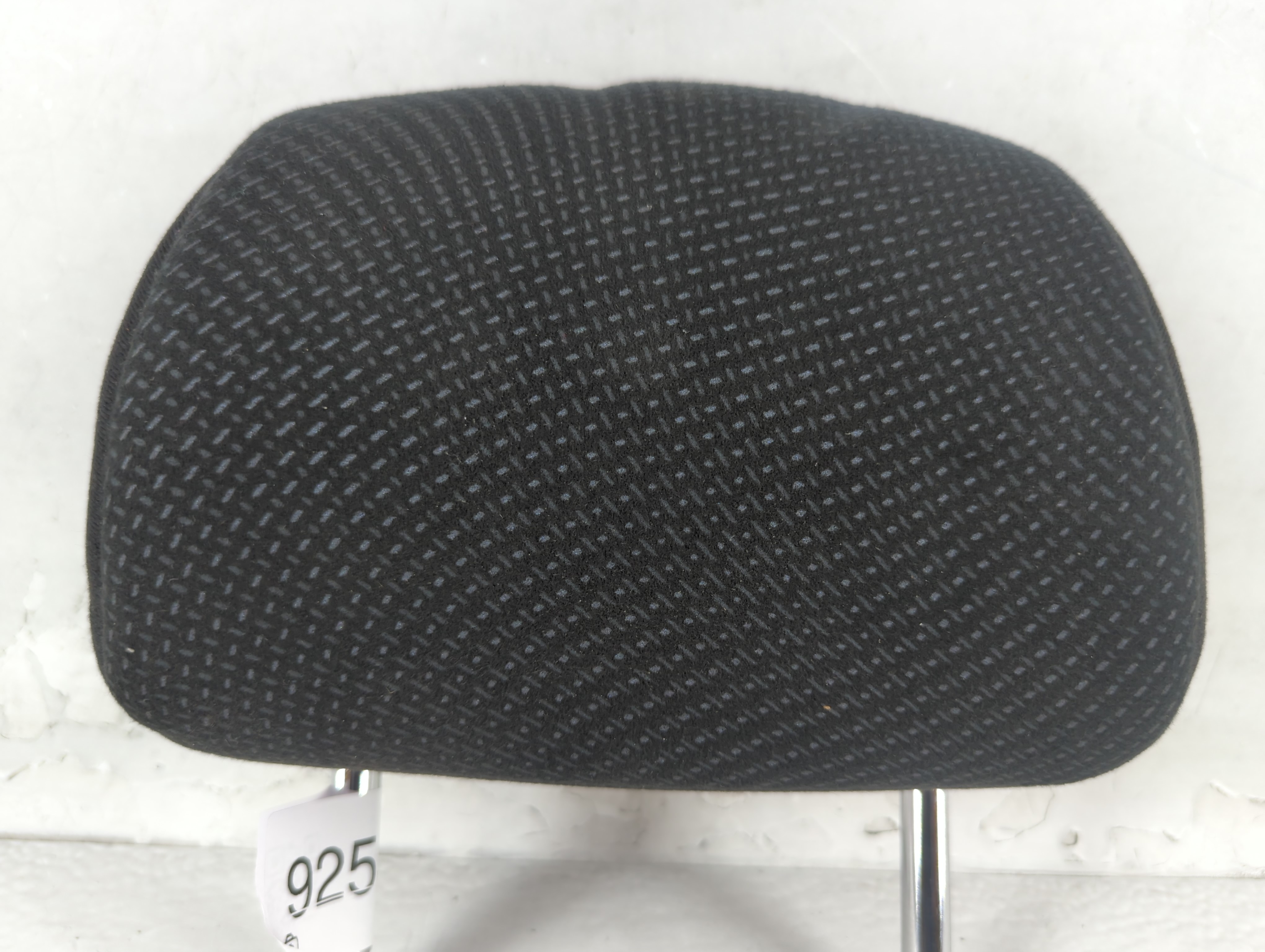 Picture of 2010-2010 Nissan Versa Headrest Head Rest Rear Seat 925388