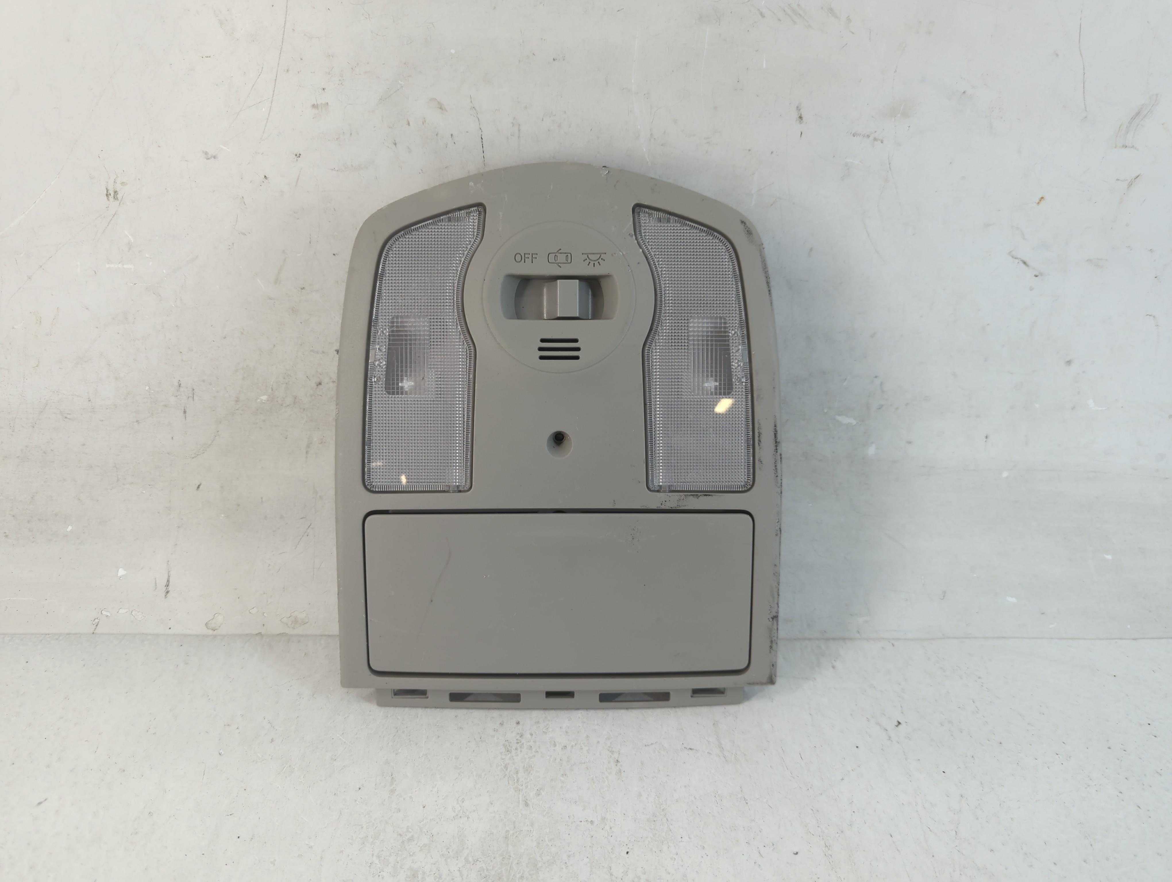 2010 Toyota Prius Overhead Roof Console 925436 - Oemusedautoparts1.com