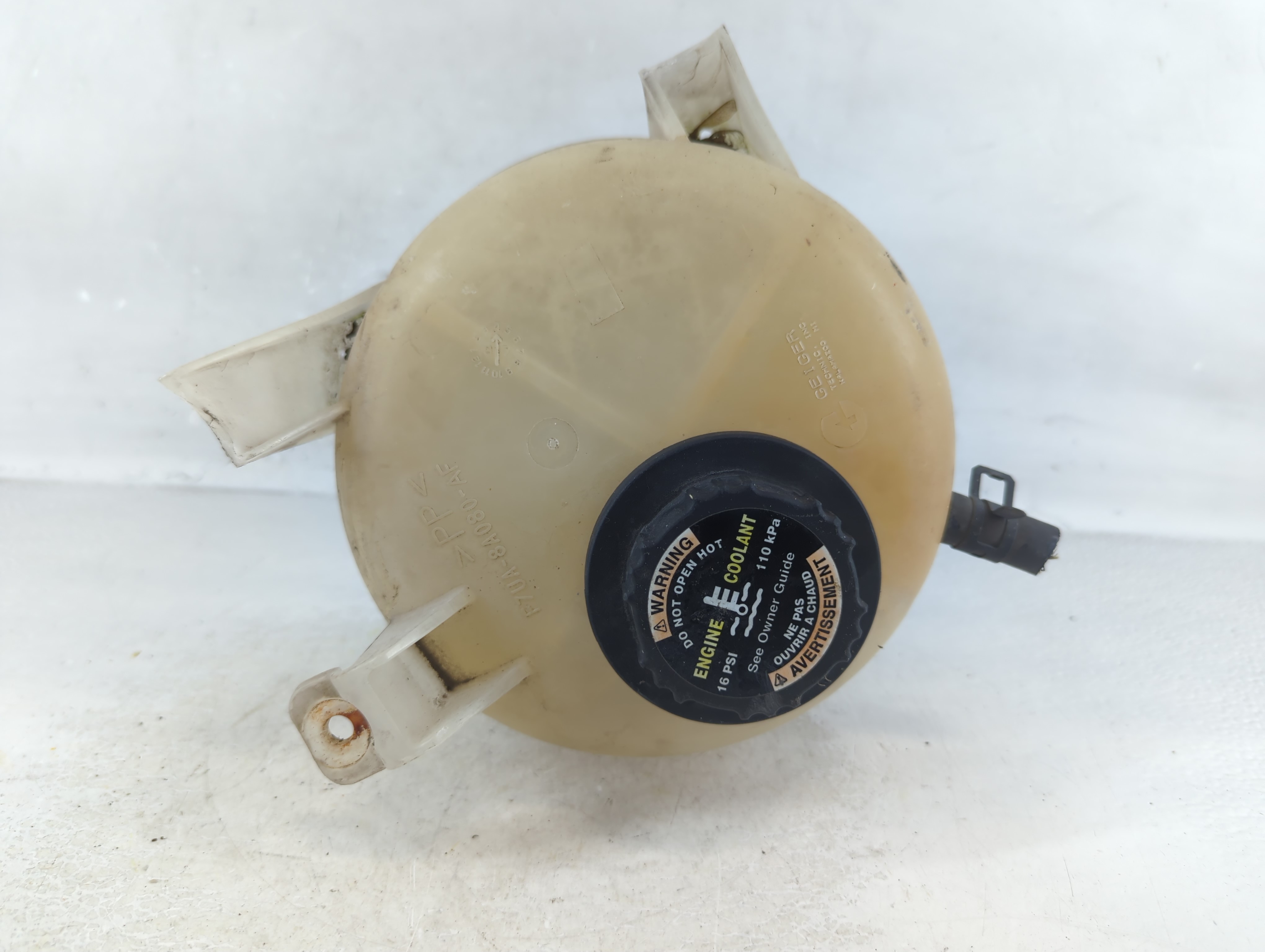 Picture of 2002-2007 Ford E-150 Radiator Coolant Overflow Expansion Tank Bottle 925525