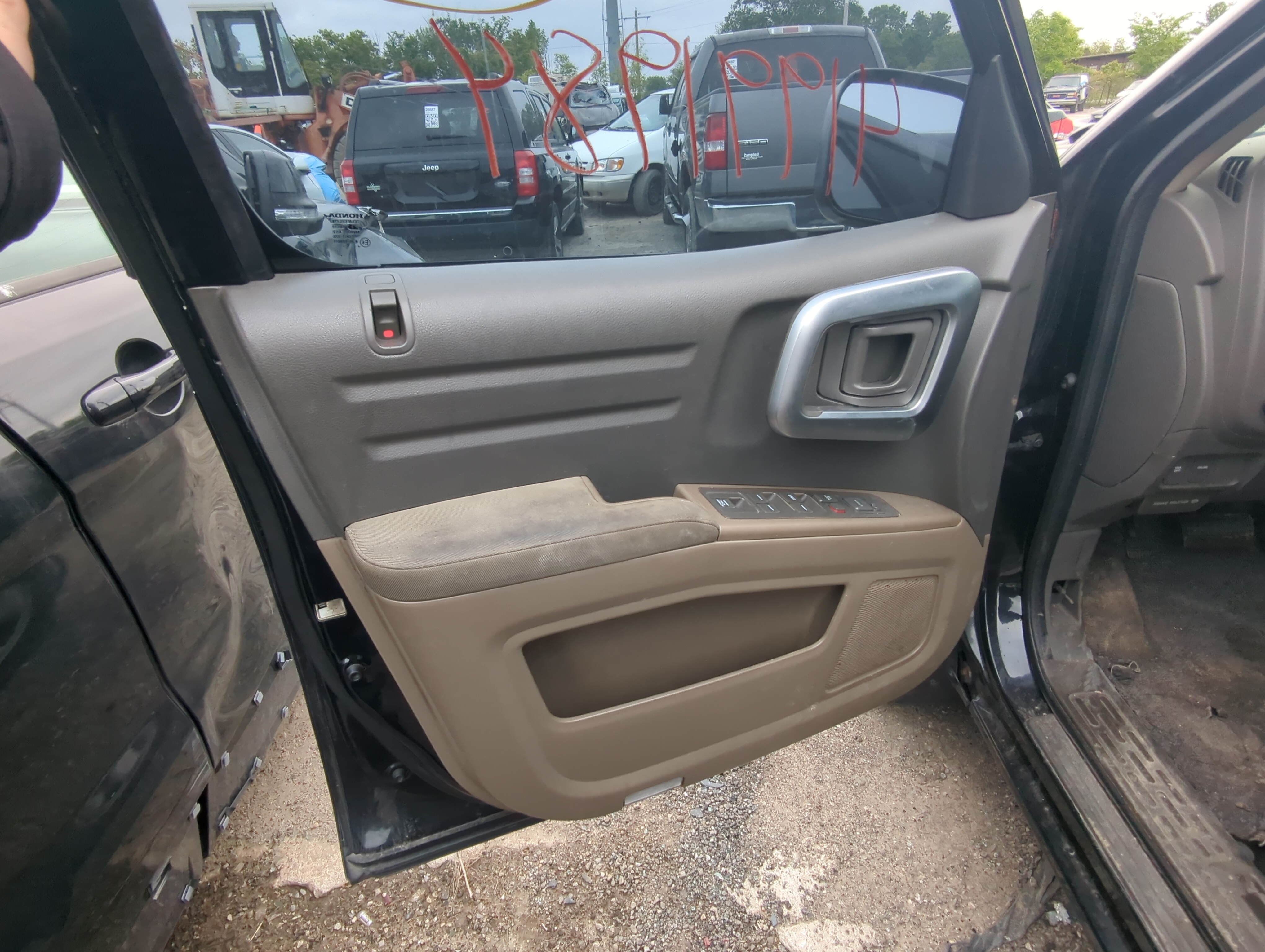 Picture of 2006 Honda Ridgeline Front Left Driver Interior Door Panel Trim 926069
