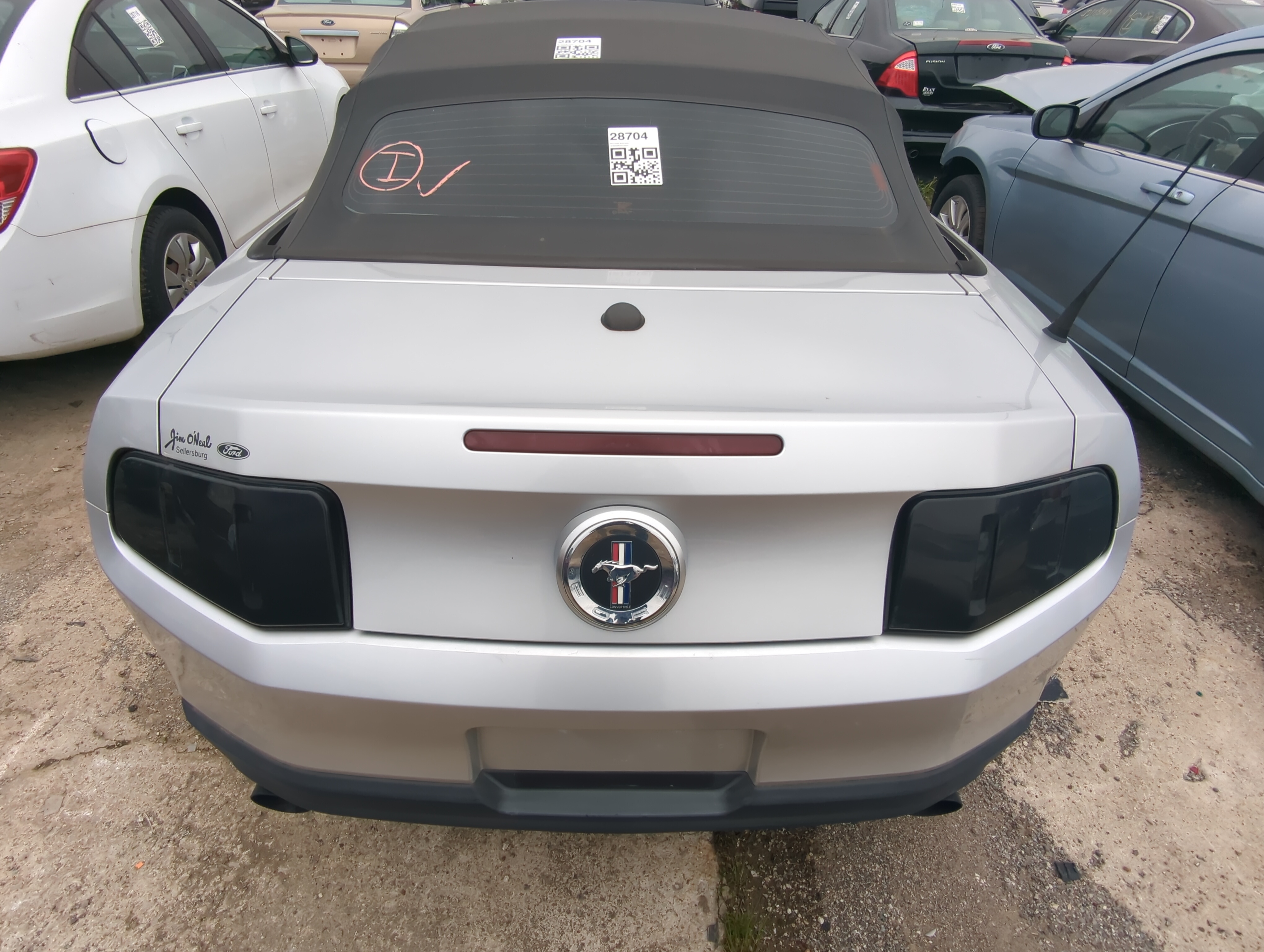 2010-2012 Ford Mustang Trunk/decklid/hatch/tailgate Oem 926728 - Oemusedautoparts1.com