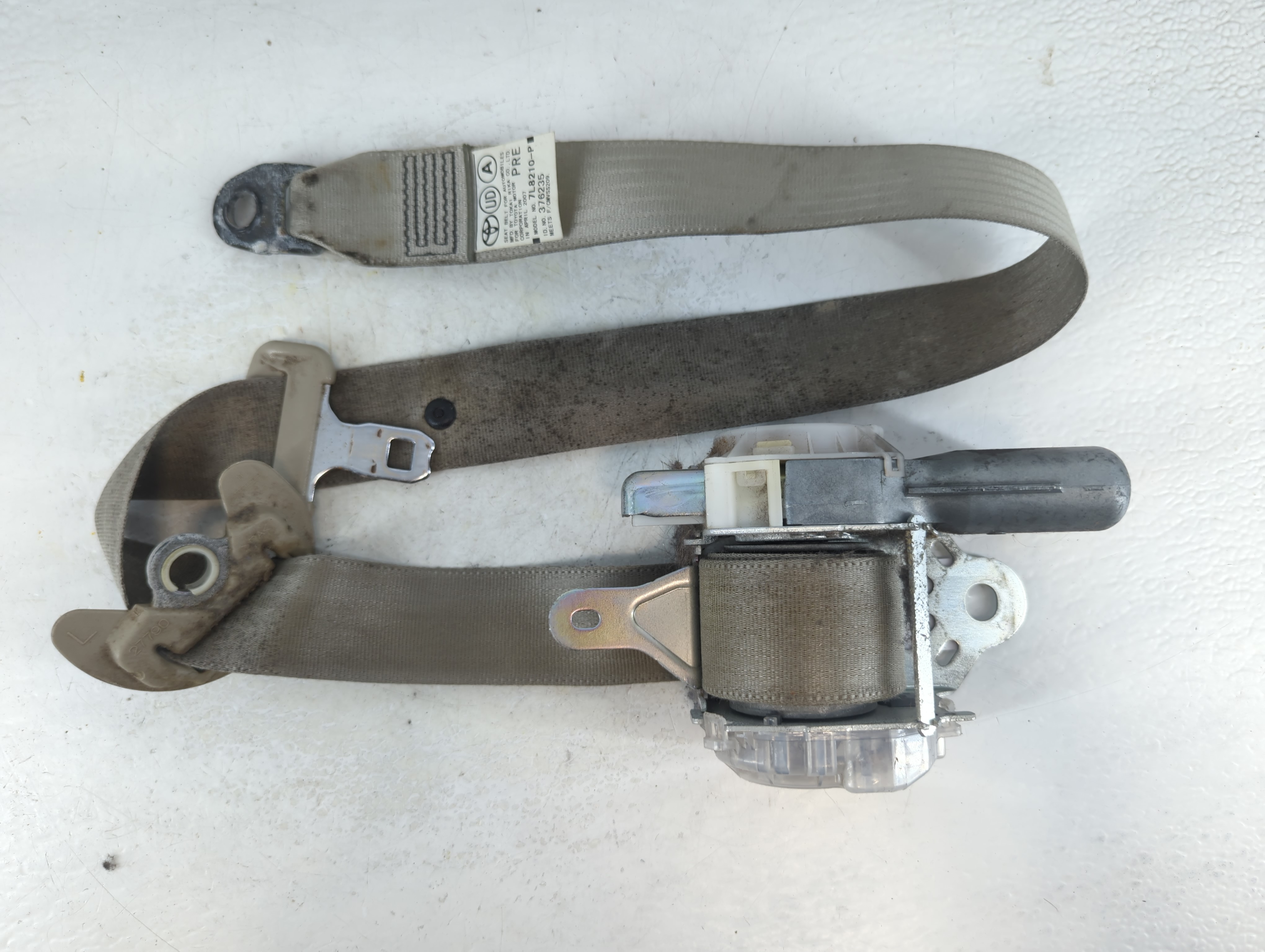 2004-2009 Toyota Prius Driver Left Seat Belt Front Retractor 926867 - Oemusedautoparts1.com