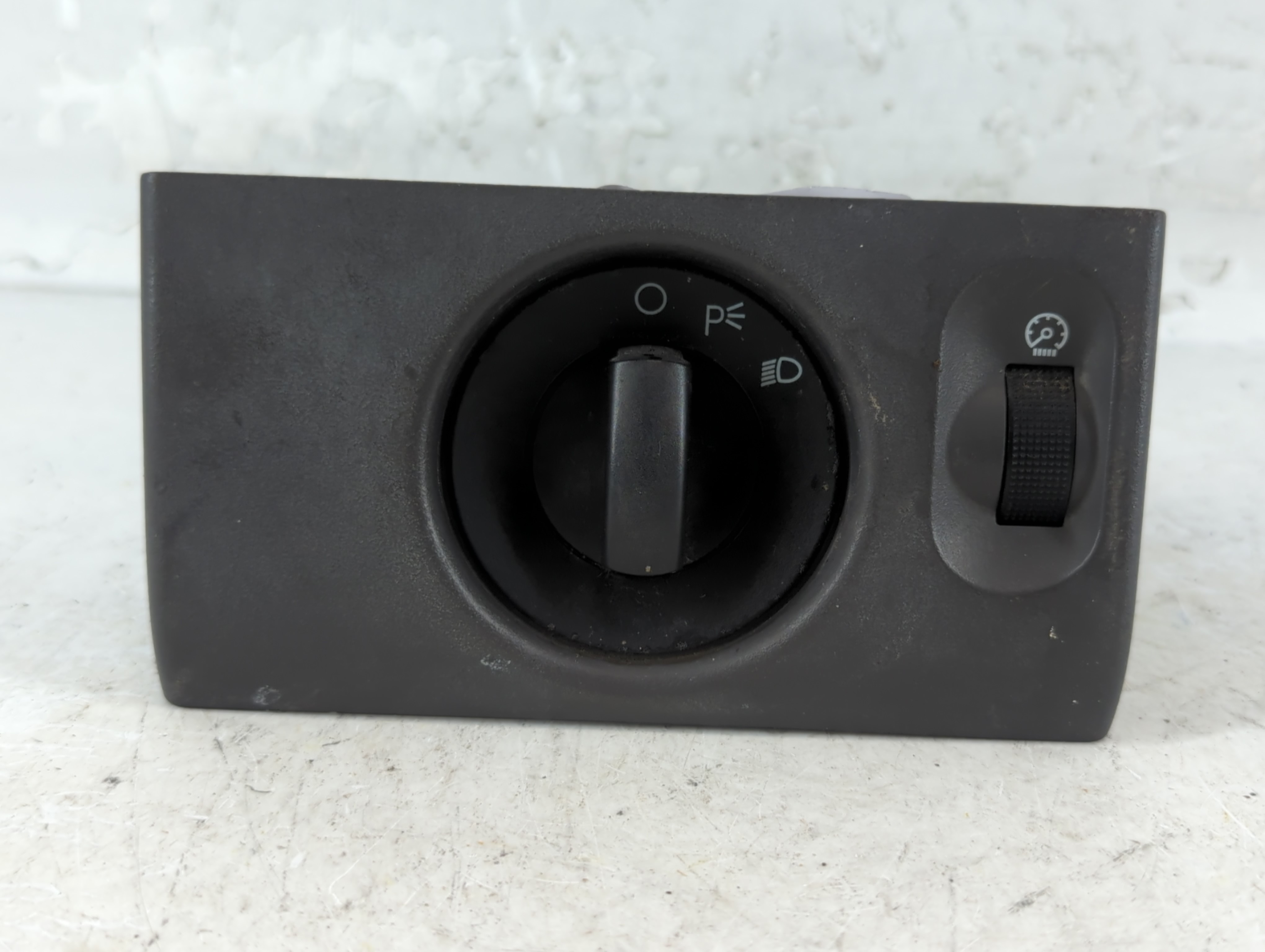 Picture of 2006 Ford F-150 Headlight Lamp Control Switch 926876