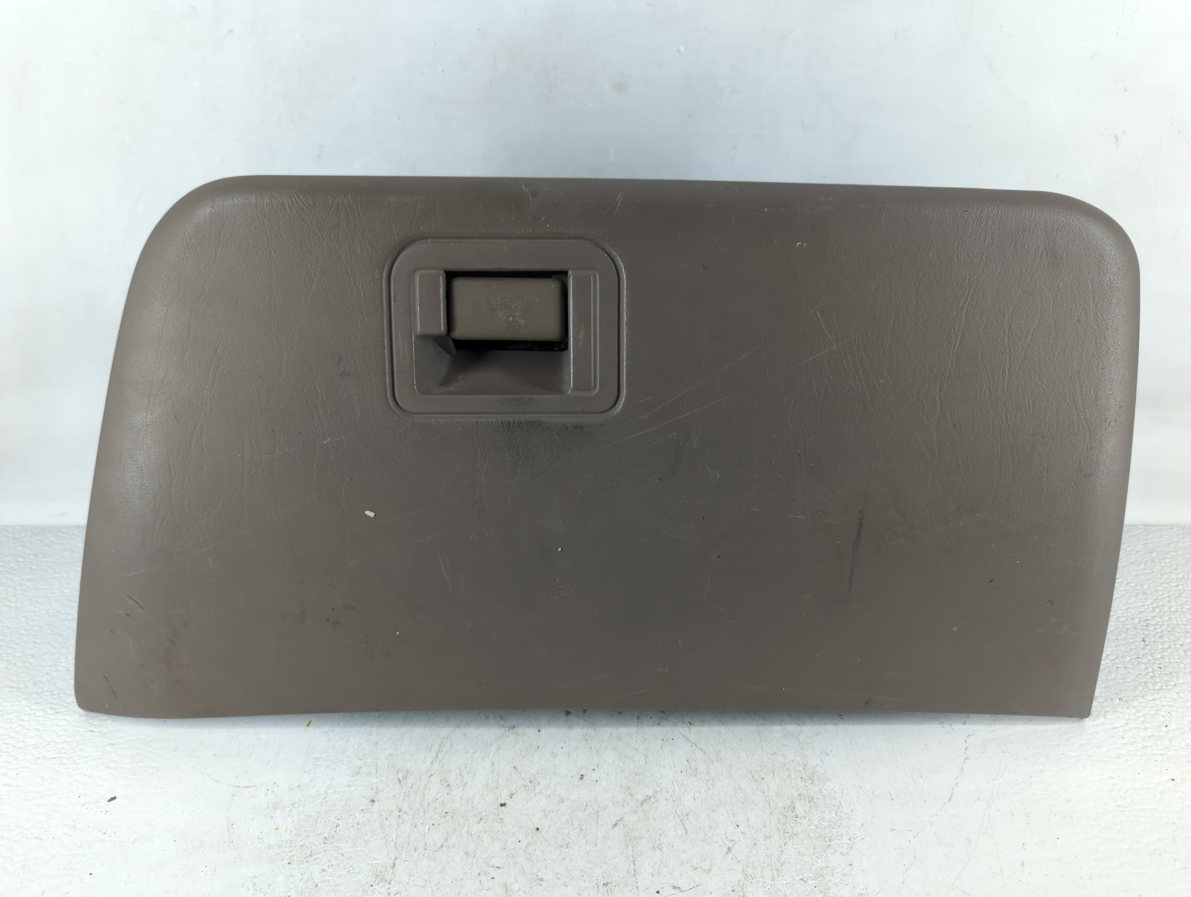 2000 Ford Excursion Passenger Glove Box Door Storage Compartment 926882 - Oemusedautoparts1.com