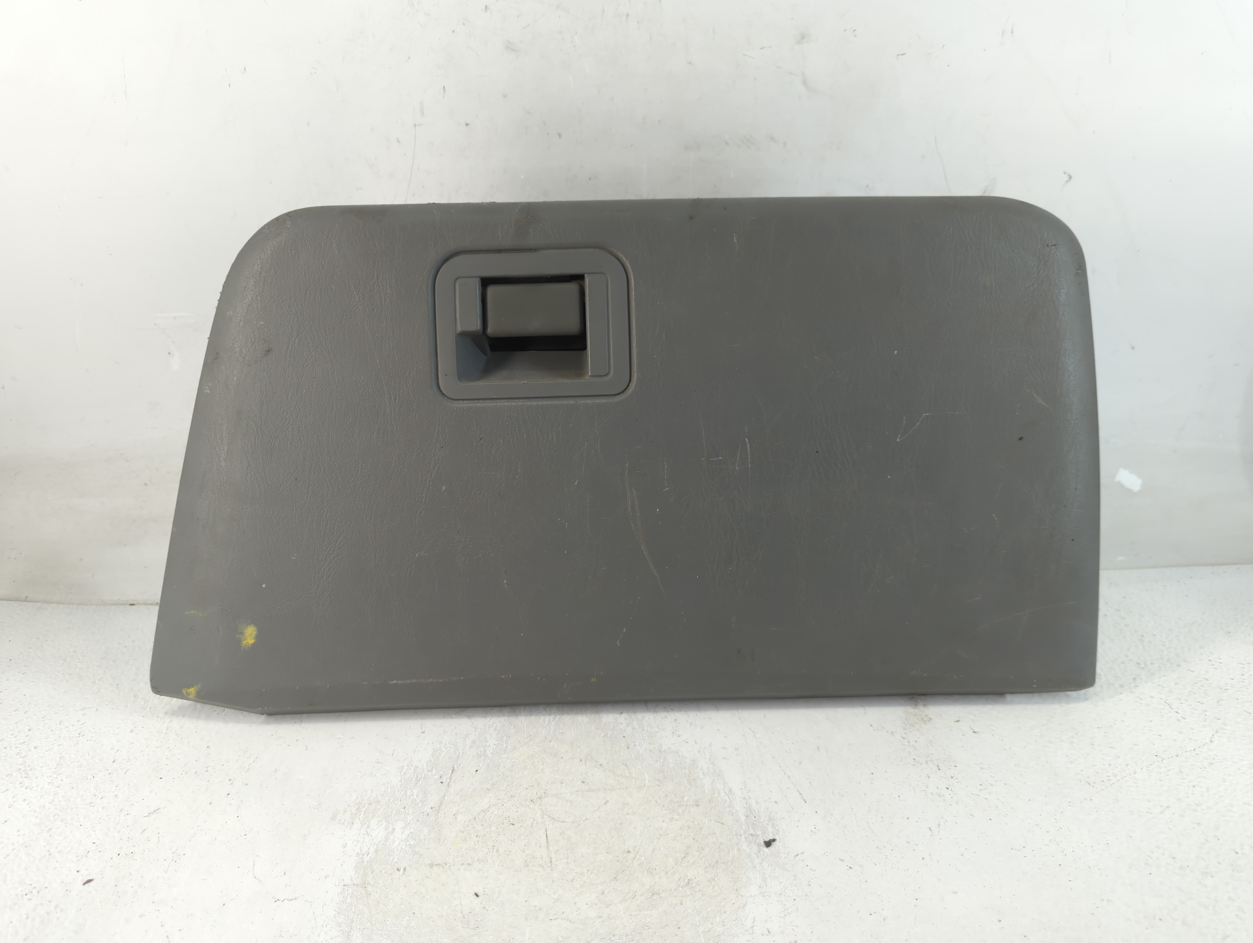 Picture of 2006 Ford F-250 Super Duty Passenger Glove Box Door Storage Compartment 926906