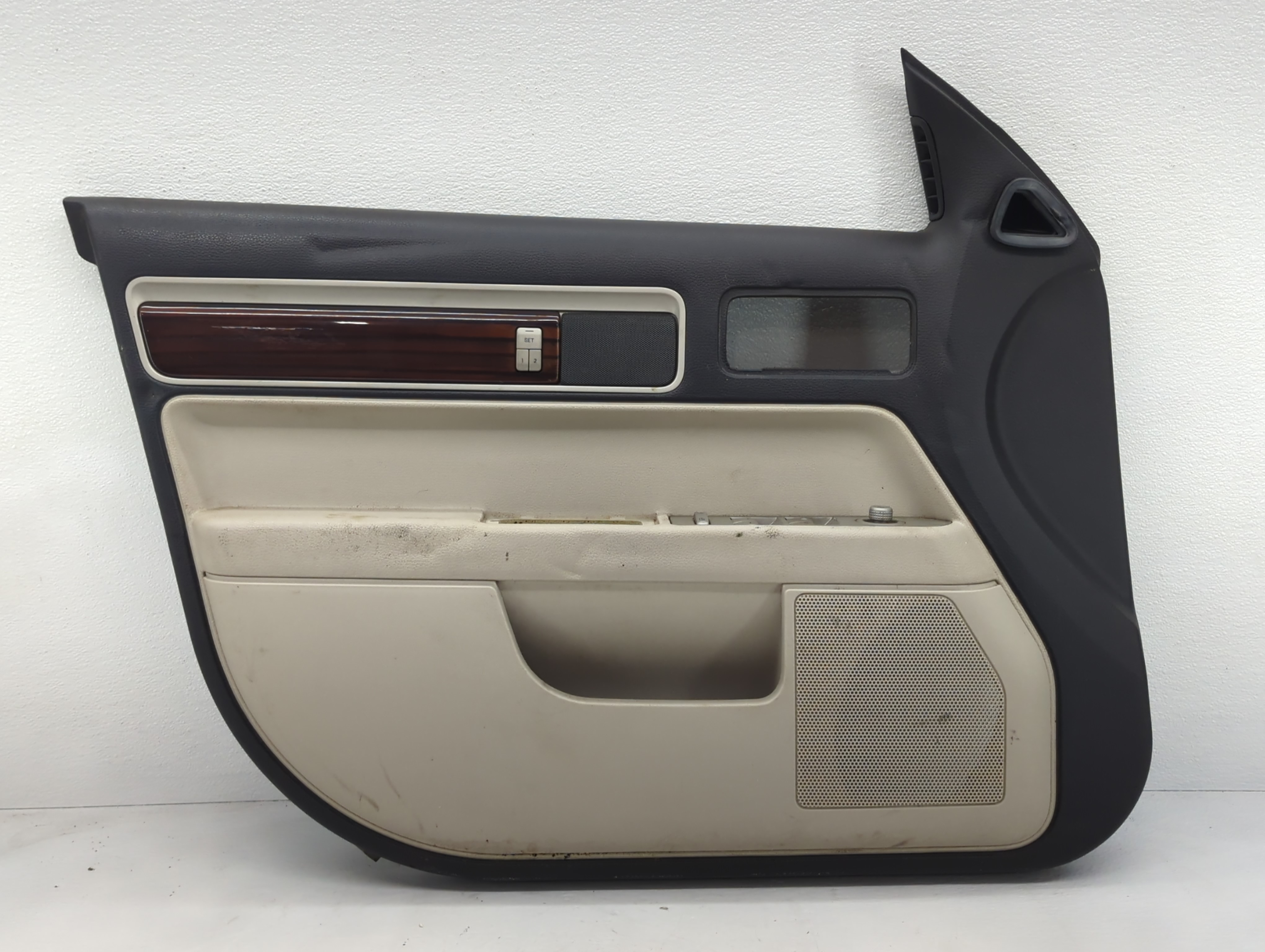 2009 Lincoln Mkz Front Left Driver Interior Door Panel Trim 926918 - Oemusedautoparts1.com