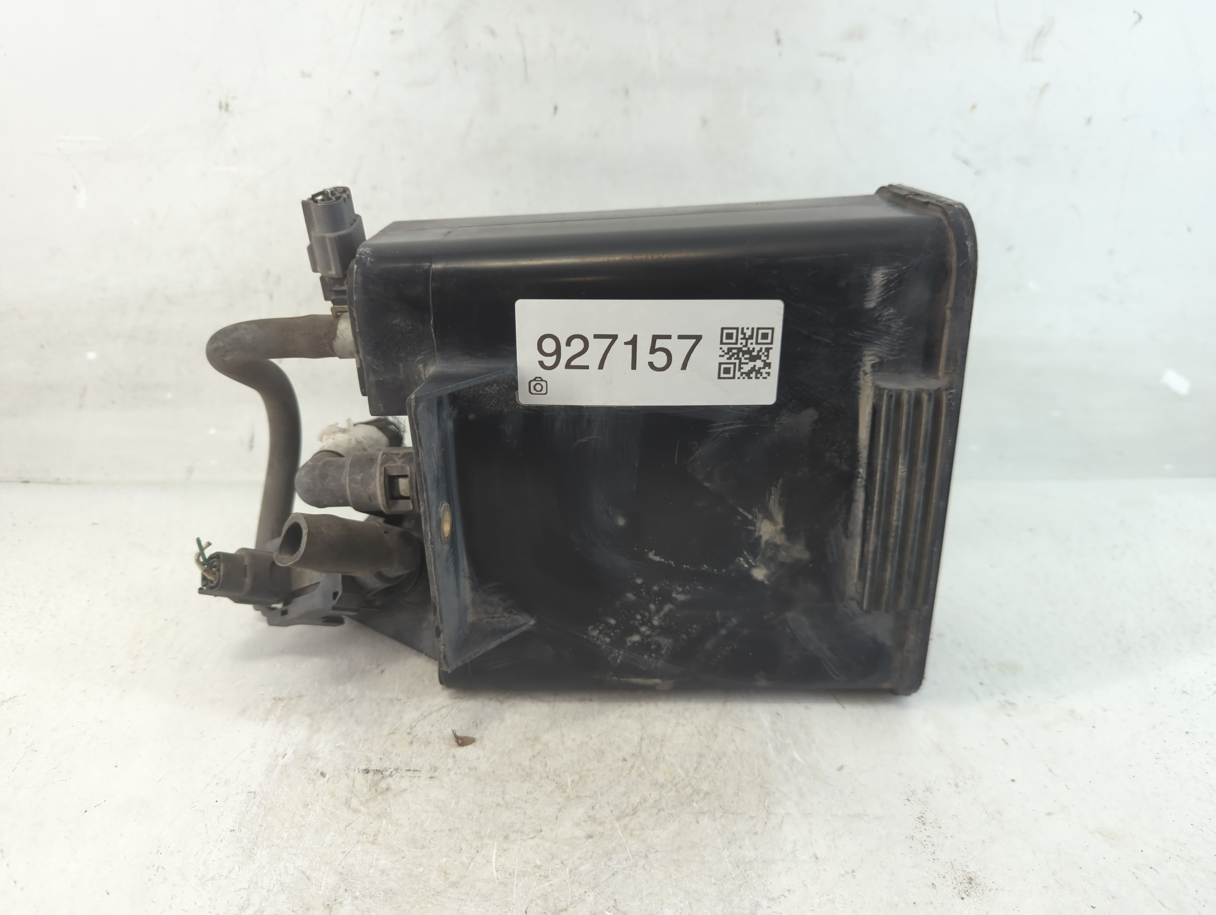 2012 Nissan Frontier Fuel Vapor Charcoal Canister 927157 - Oemusedautoparts1.com