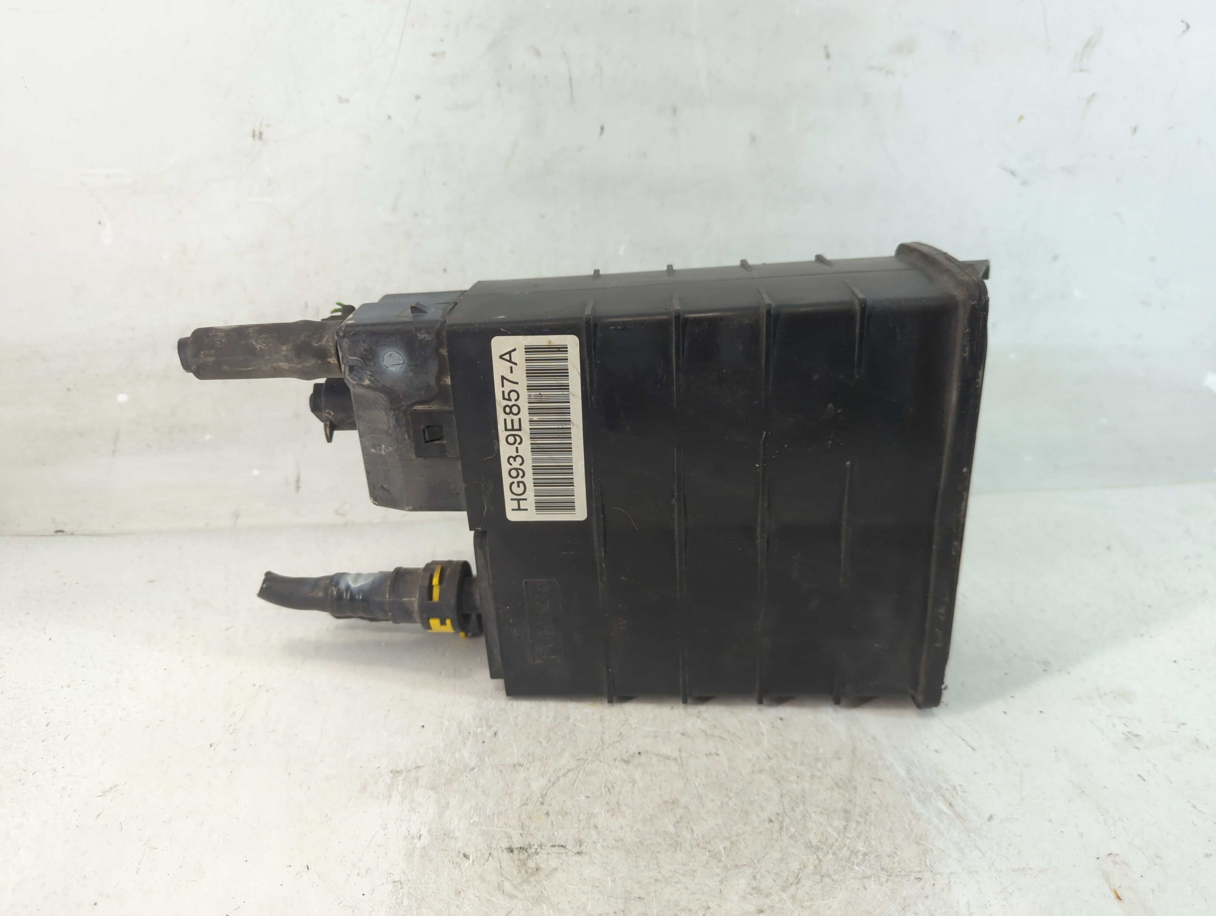 Picture of 2018 Ford Fusion Fuel Vapor Charcoal Canister 927191