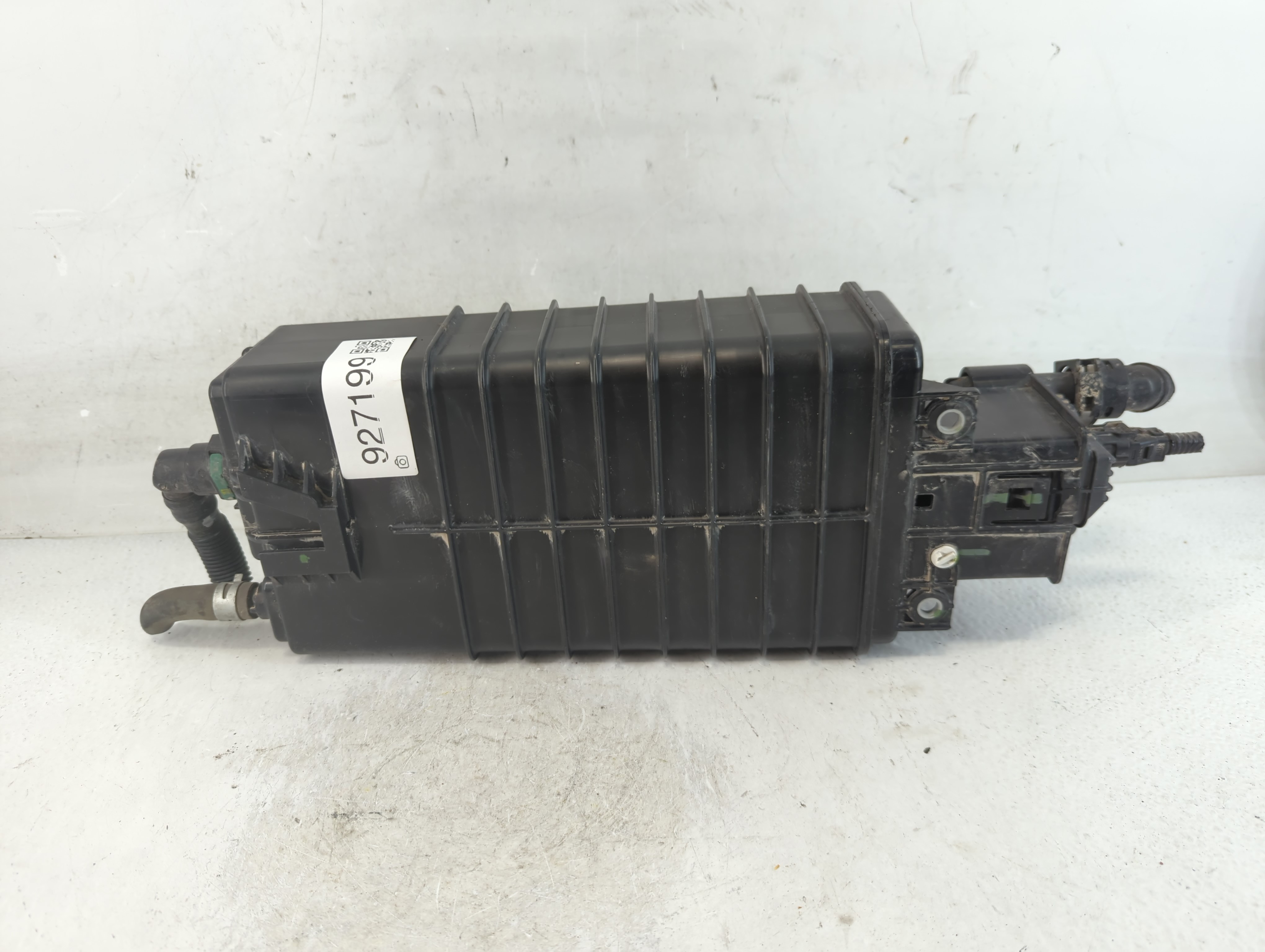 2015 Ford Fusion Fuel Vapor Charcoal Canister 927199 - Oemusedautoparts1.com
