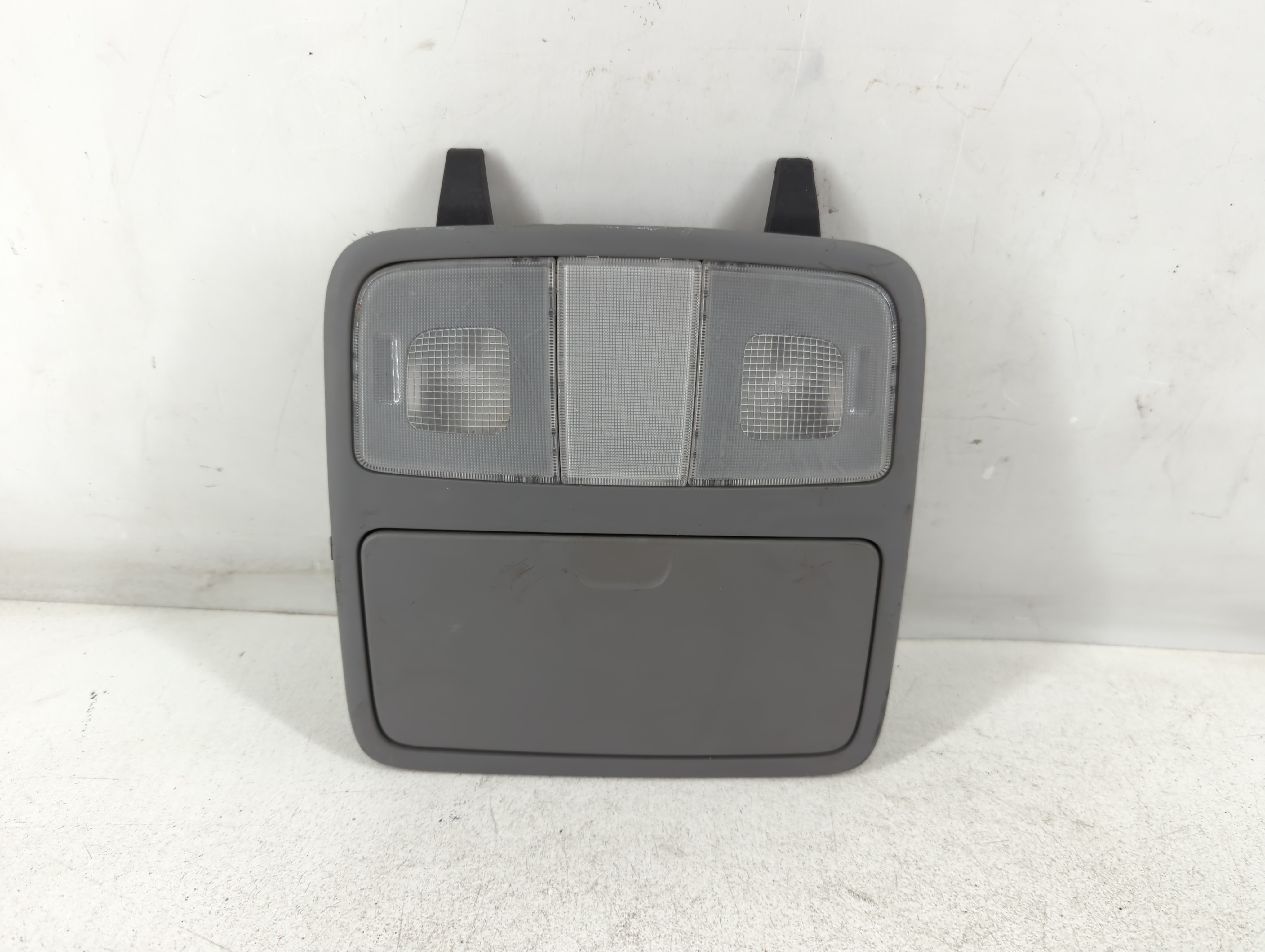 2007 Hyundai Elantra Overhead Roof Console 927205 - Oemusedautoparts1.com