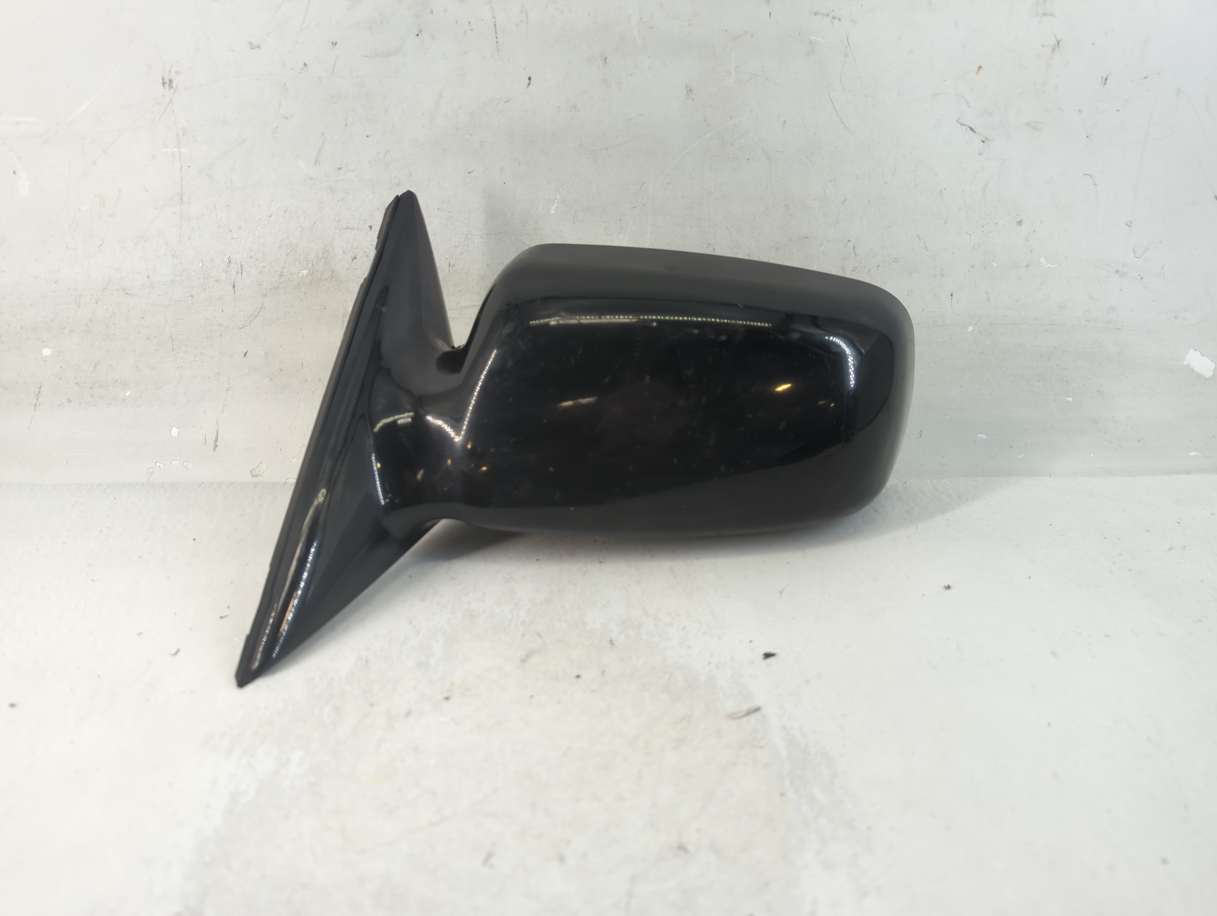 2002-2006 Toyota Camry Driver Left Side View Power Door Mirror 927263 - Oemusedautoparts1.com