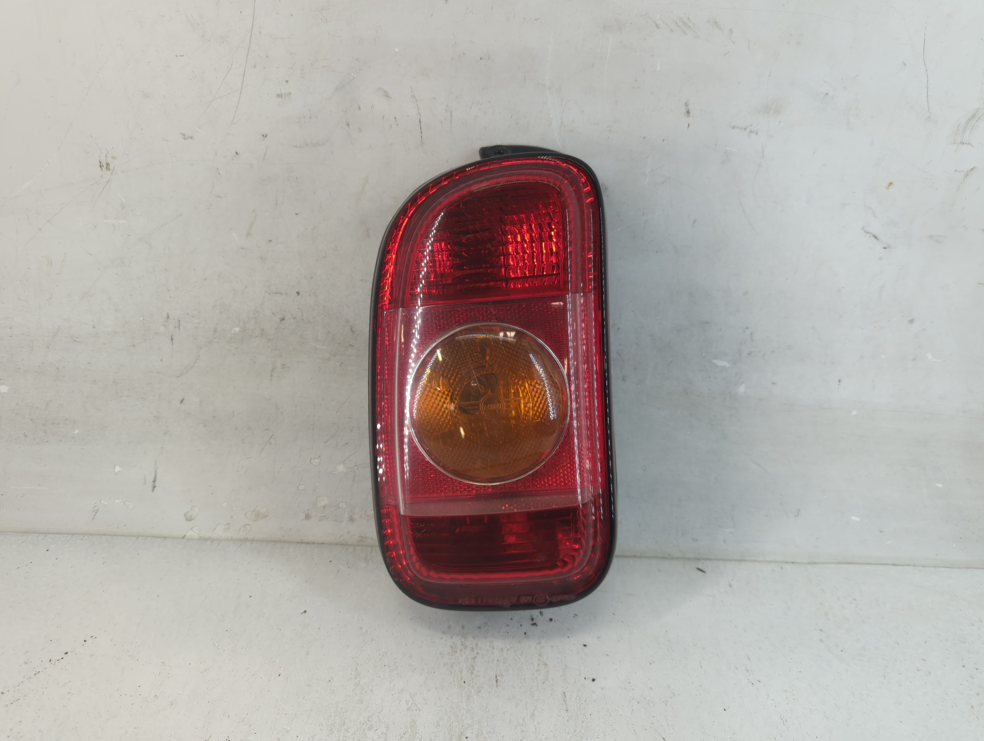 2008 Mini Cooper Driver Left Side Tail Light Taillight Oem 927272 - Oemusedautoparts1.com