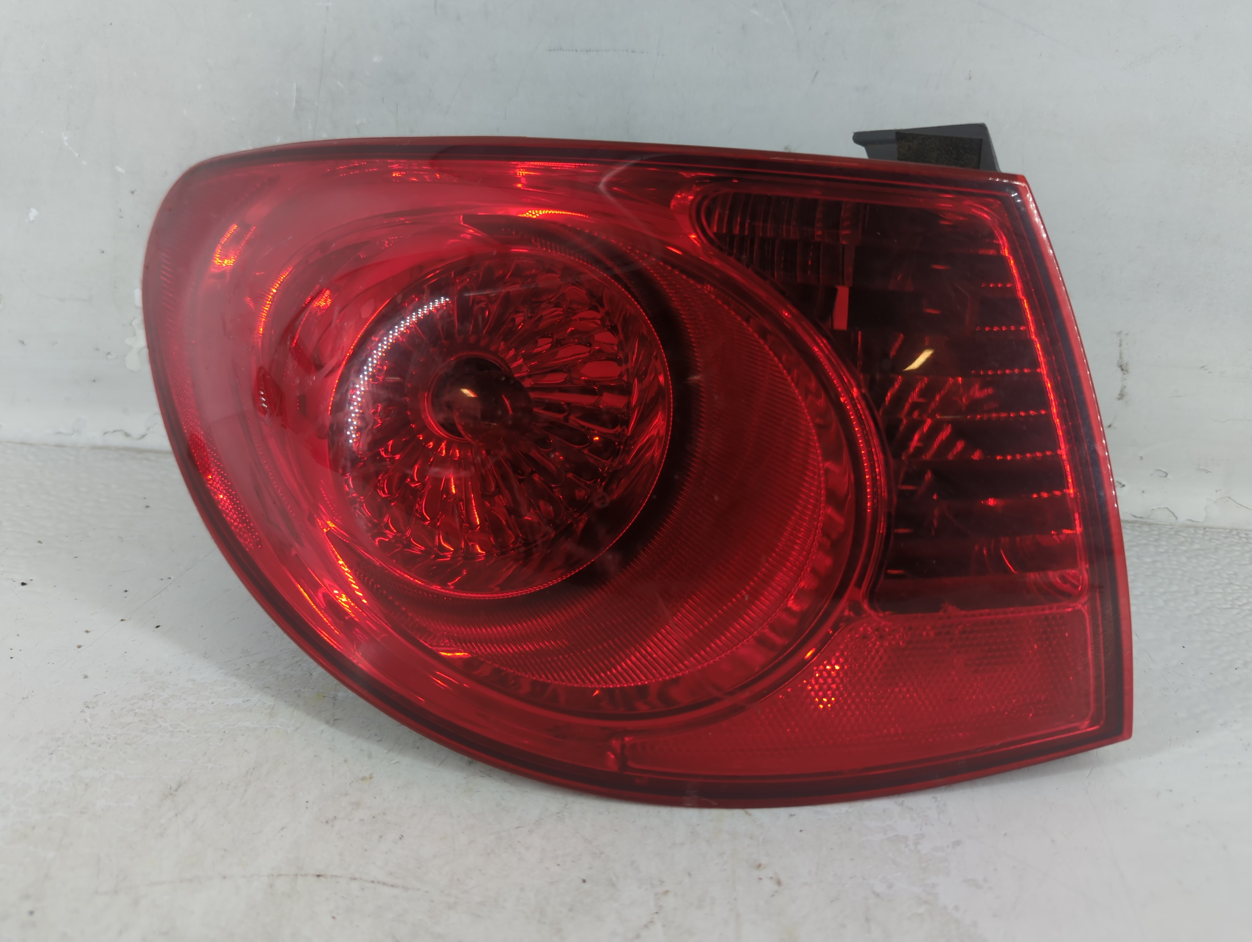 2007-2010 Hyundai Elantra Driver Left Side Tail Light Taillight Oem 927285 - Oemusedautoparts1.com