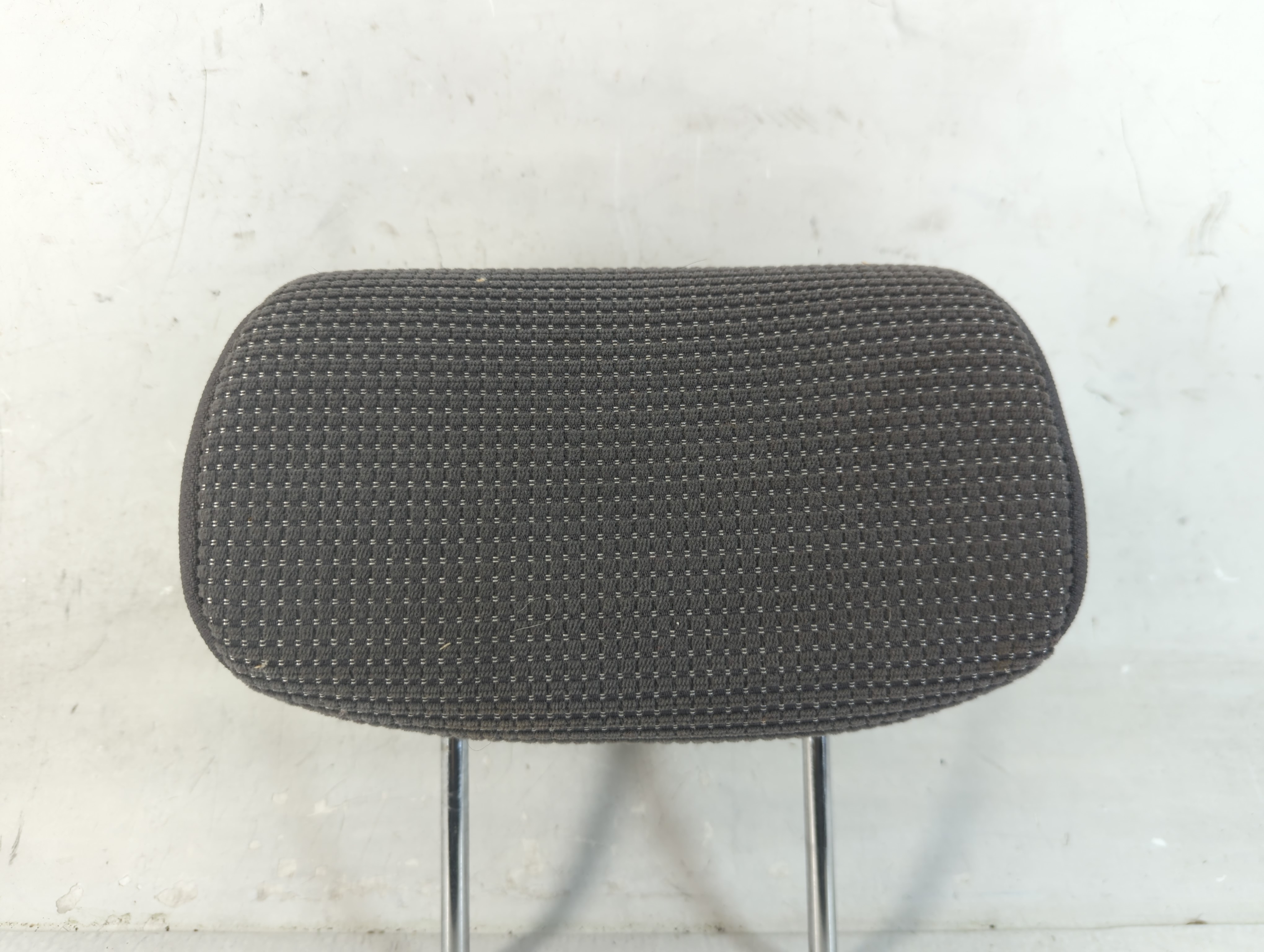 2005-2008 Hyundai Tucson Headrest Head Rest Rear Seat Dark Gray 927311 - Oemusedautoparts1.com