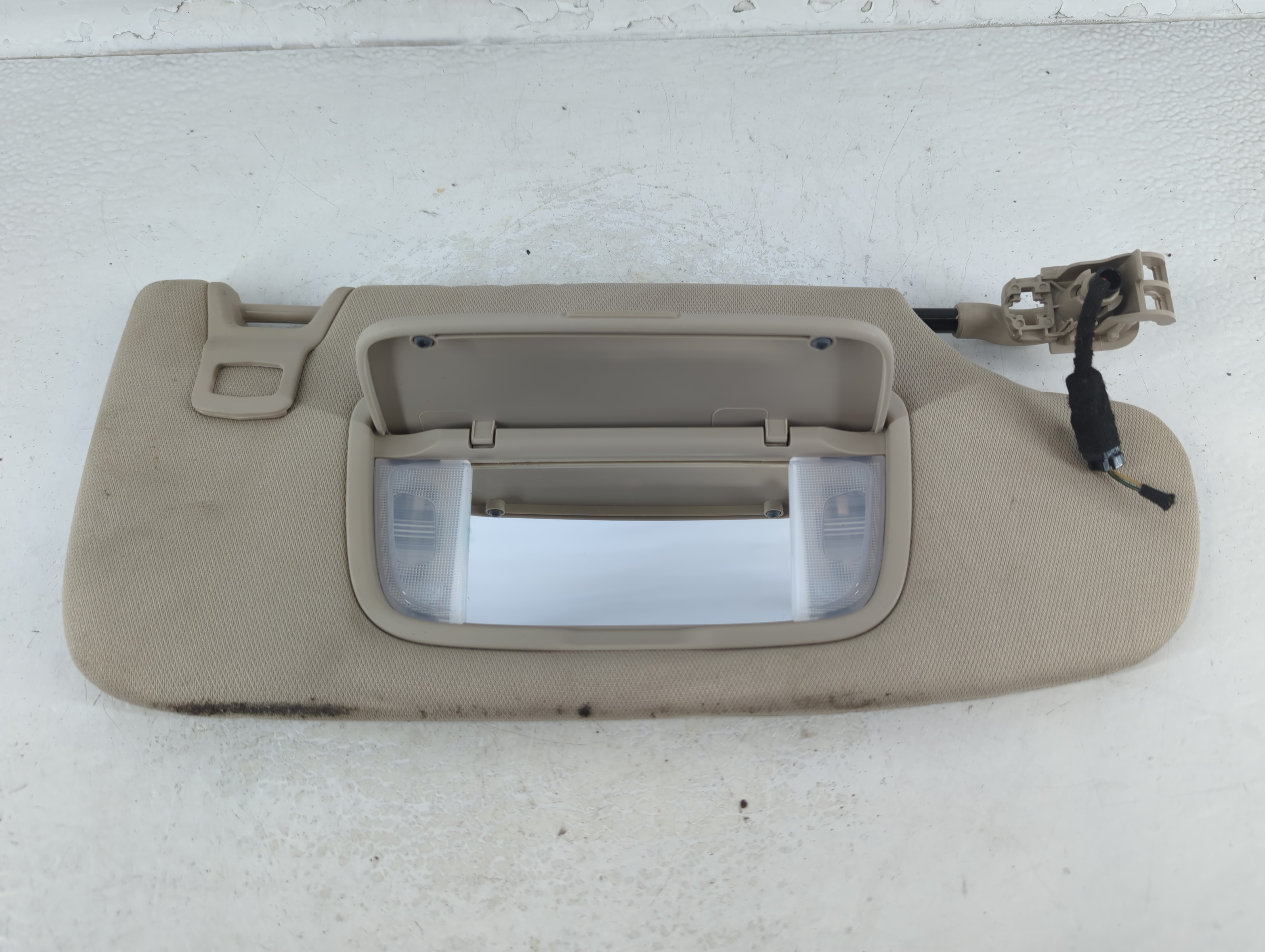 2019-2019 Lincoln Nautilus Passenger Sun Visor Mirror Right Sunvisor Gray 927344 - Oemusedautoparts1.com