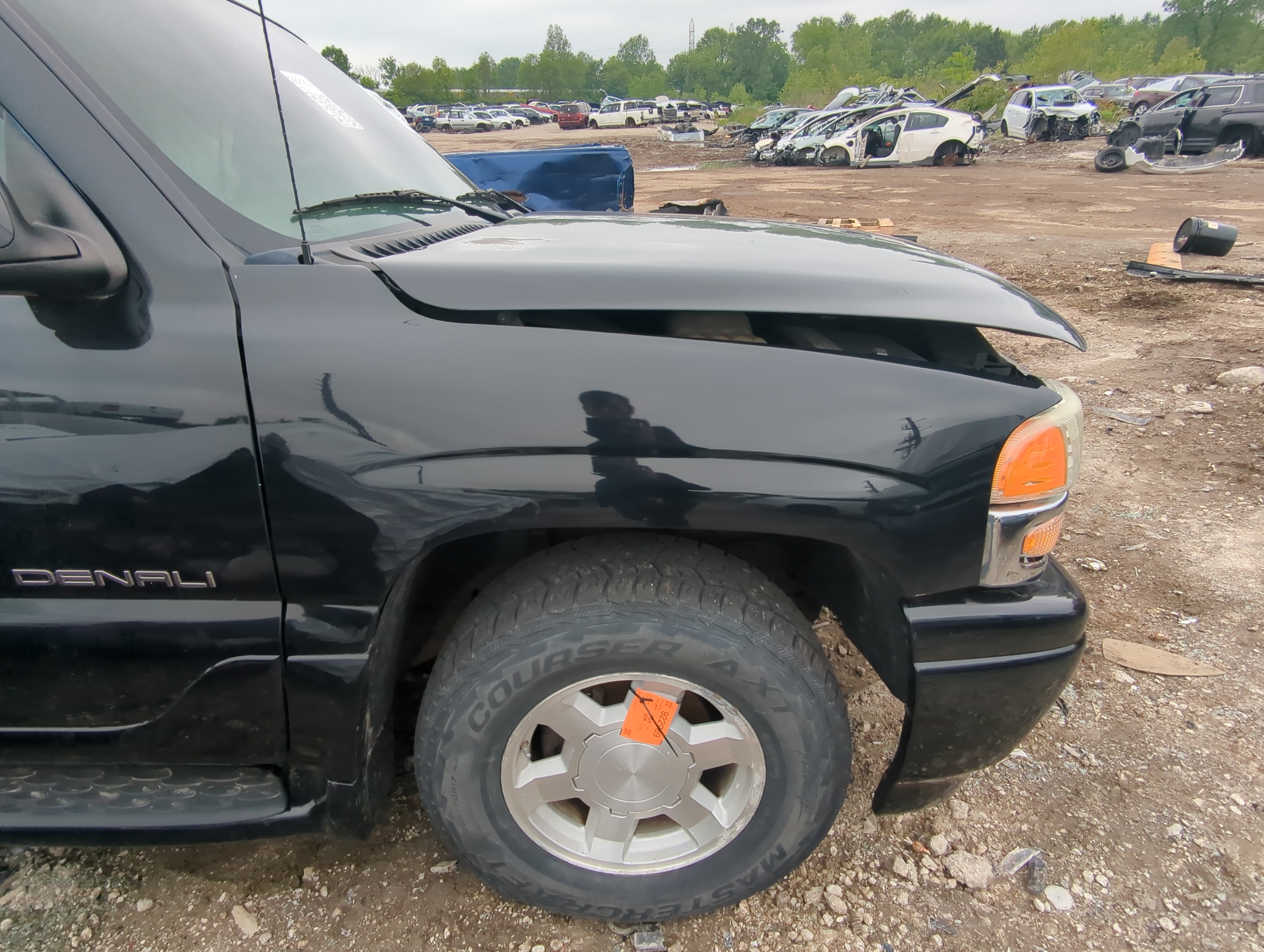 Picture of 2000-2006 Gmc Yukon Passenger Fender 927621
