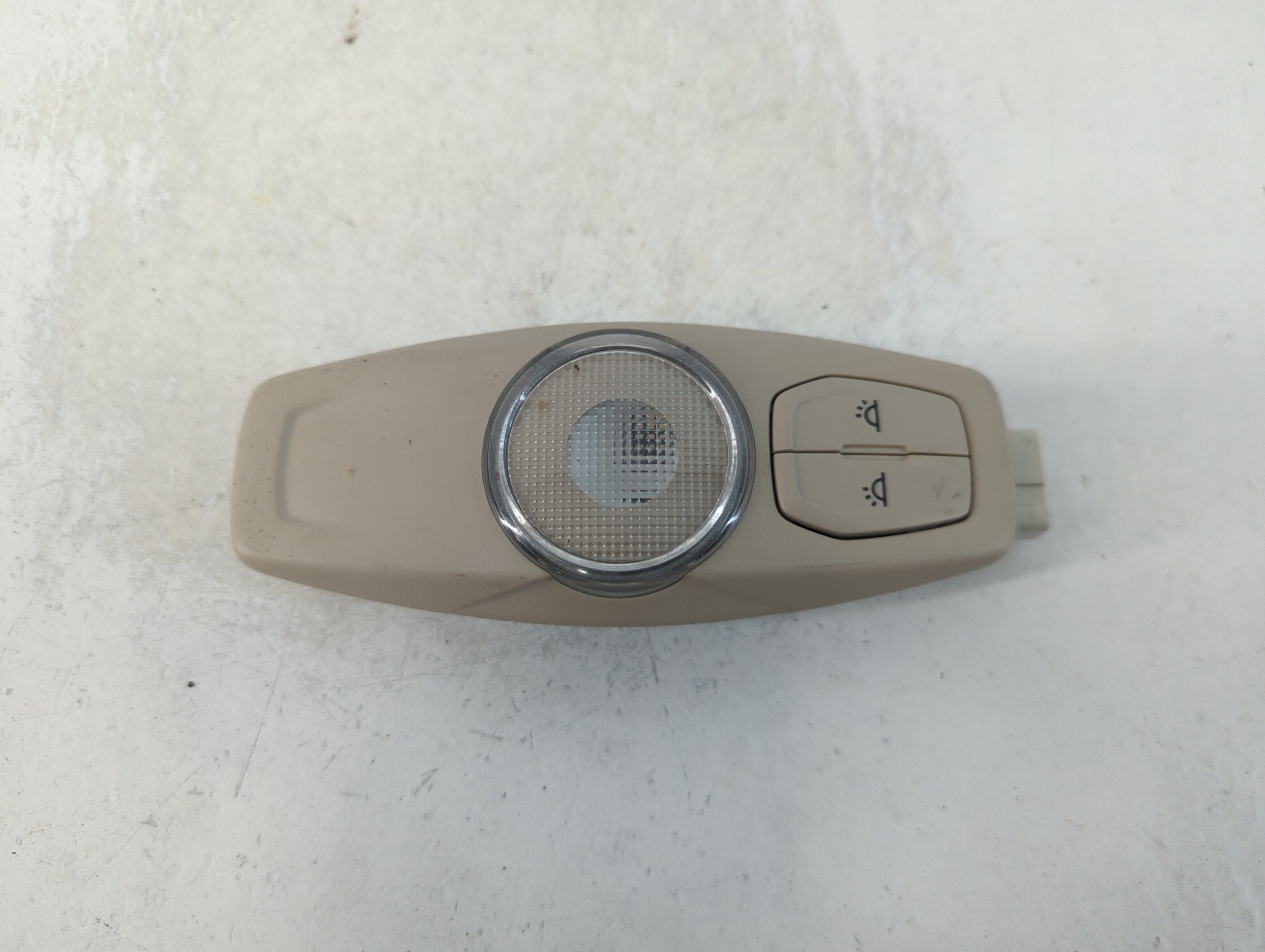 2019 Lincoln Nautilus ROOF REAR CENTER OVERHEAD DOME LIGHT LAMP 927635 - Oemusedautoparts1.com