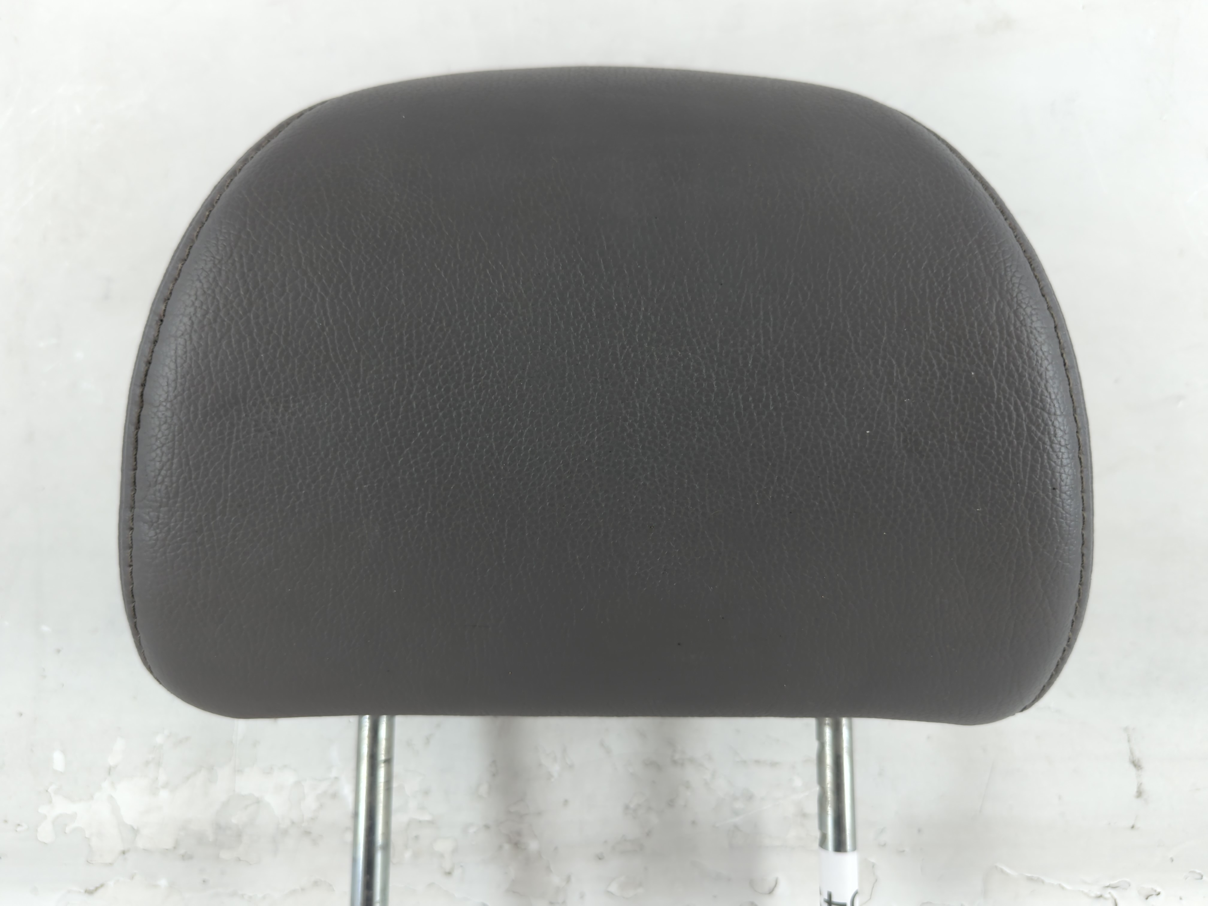 2007 Mercedes-benz E63 Amg Headrest Head Rest Rear Seat Dark Grey 927649 - Oemusedautoparts1.com