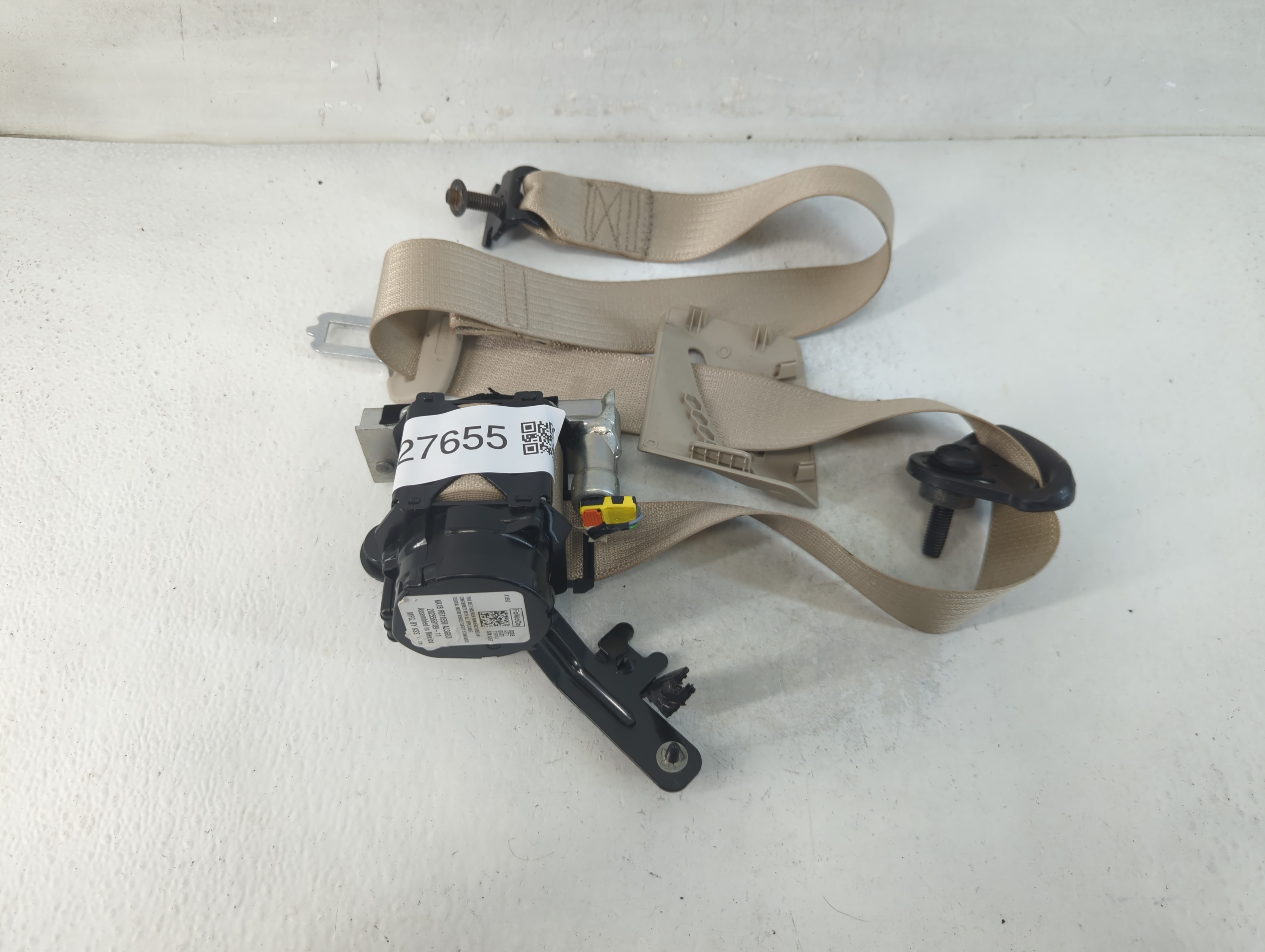 2019 Lincoln Nautilus Passenger Right Seat Belt Rear Retractor 927655 - Oemusedautoparts1.com