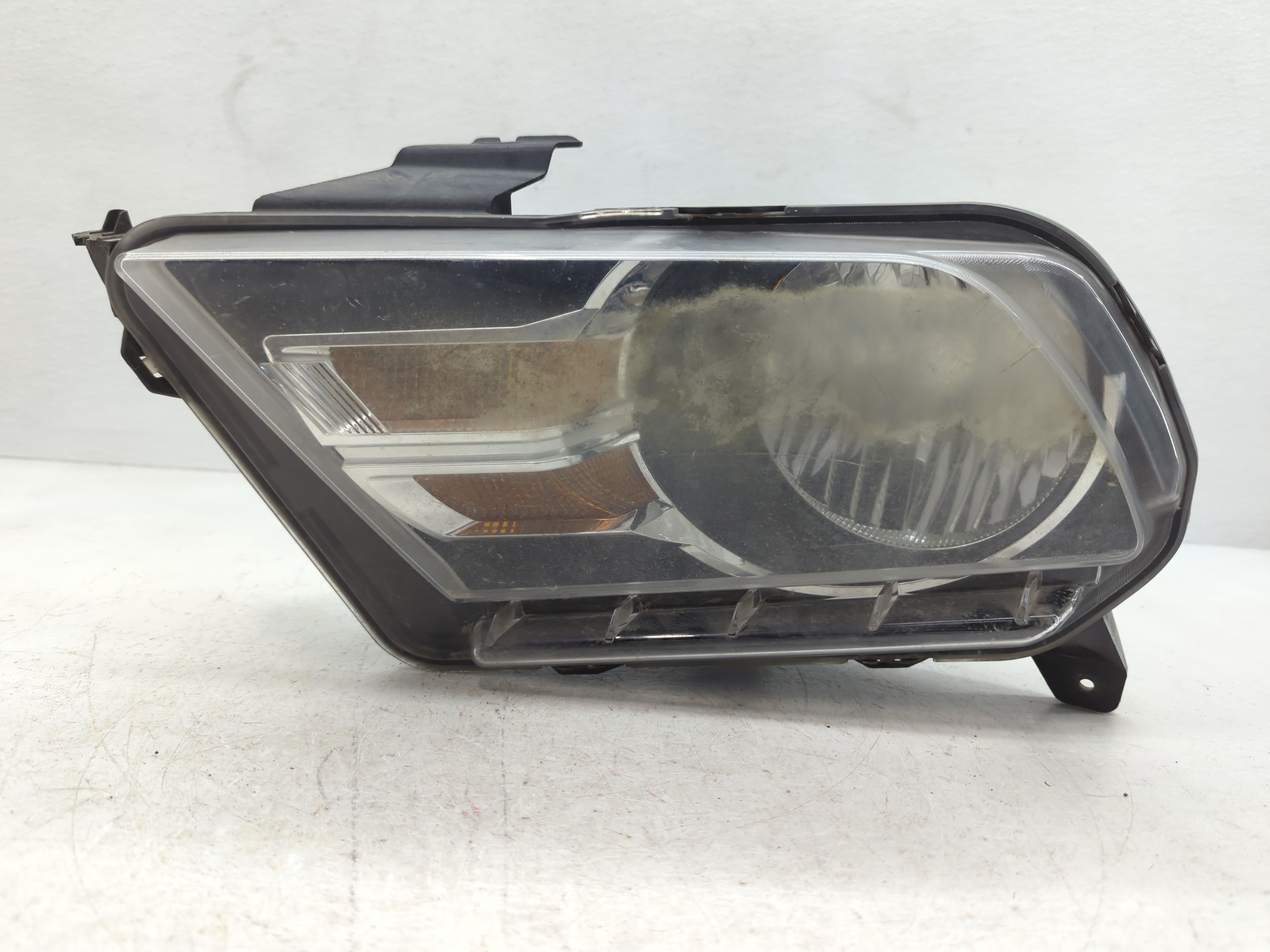 2010-2012 Ford Mustang Driver Left Oem Head Light Headlight Lamp 927693 - Oemusedautoparts1.com