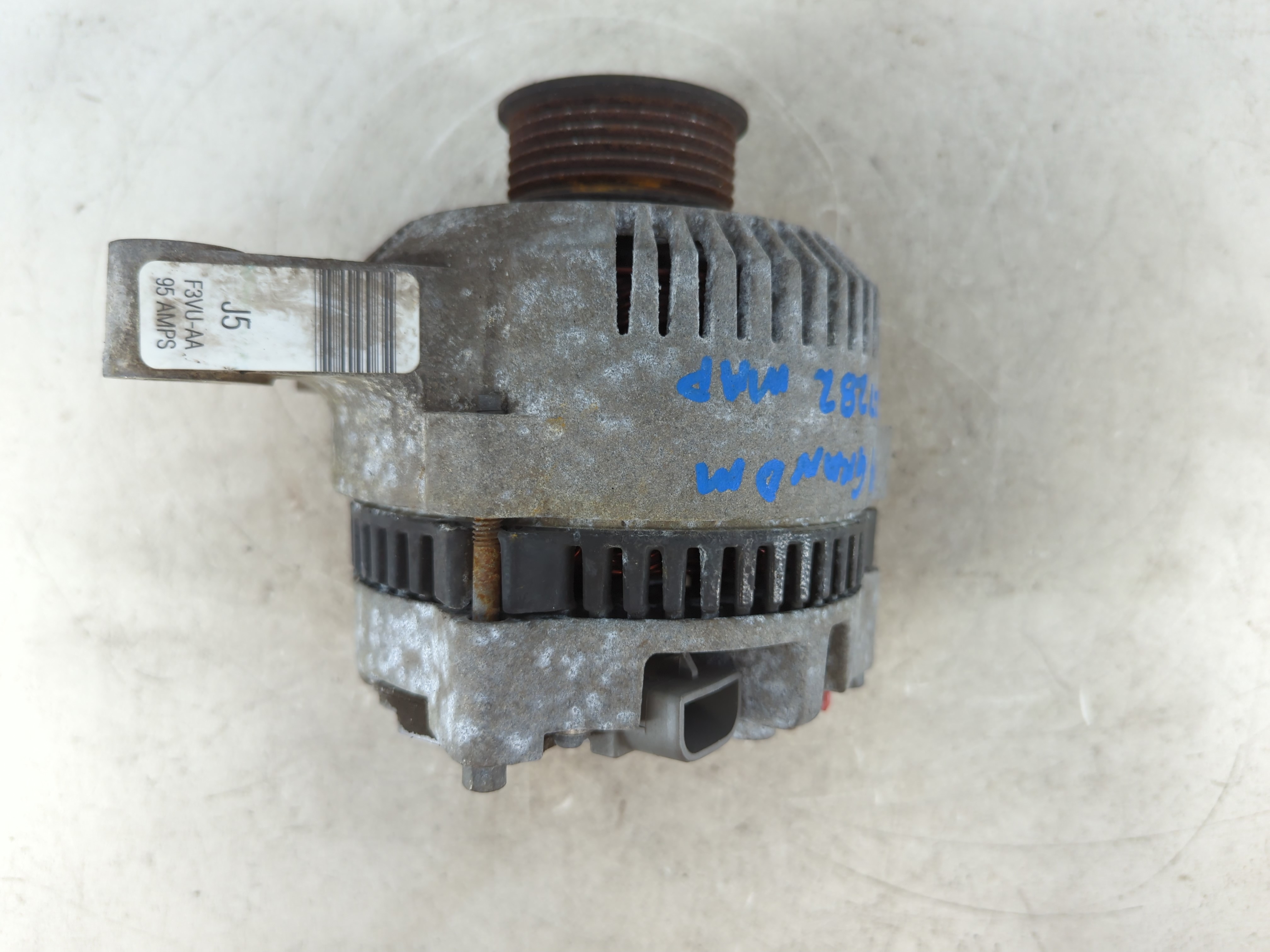 Picture of Mercury Grand Marquis Alternator Generator Charging Assembly Engine Oem 927706
