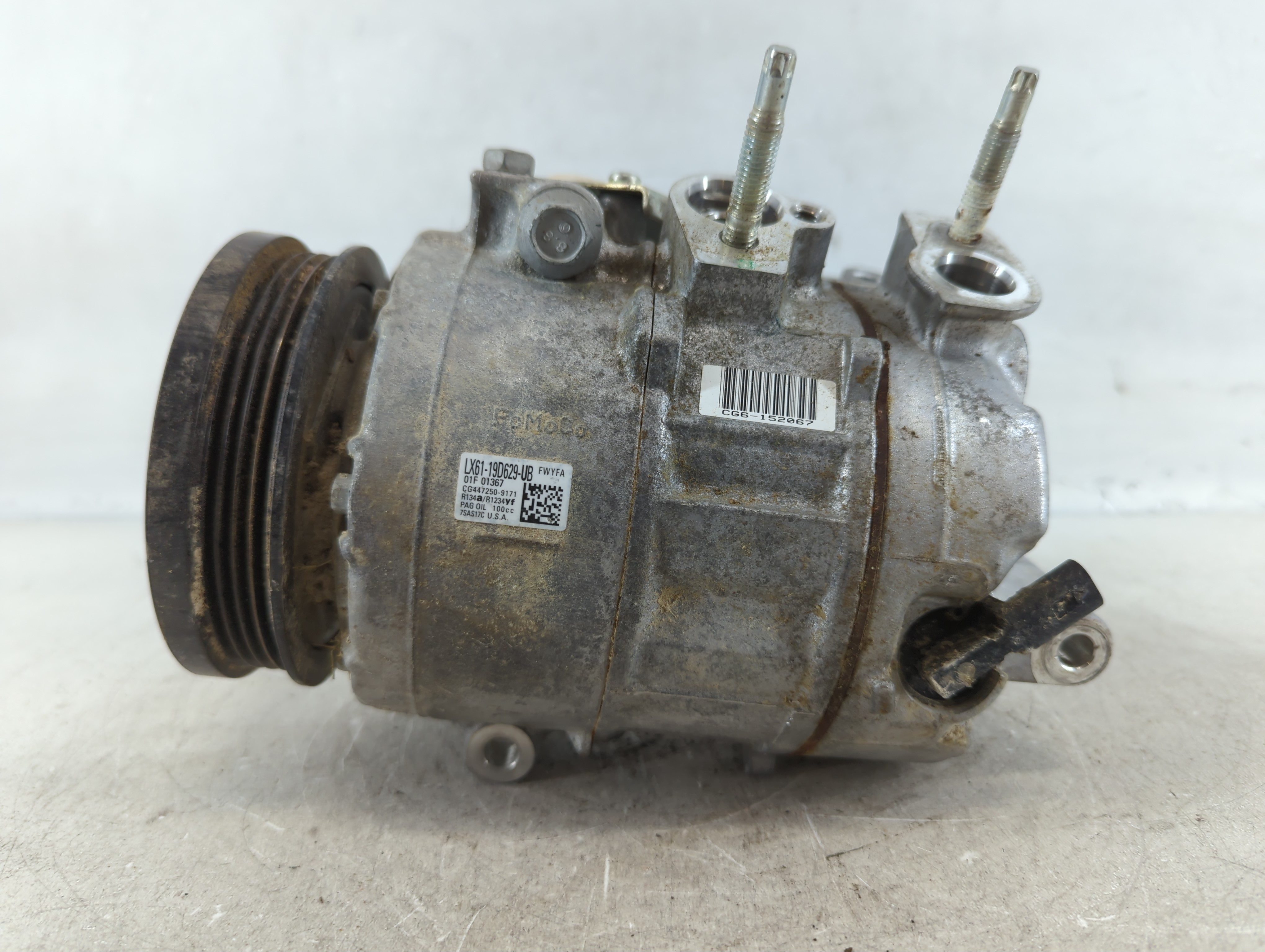 Ford Maverick Air Conditioning A/c Ac Compressor Oem 927730 - Oemusedautoparts1.com