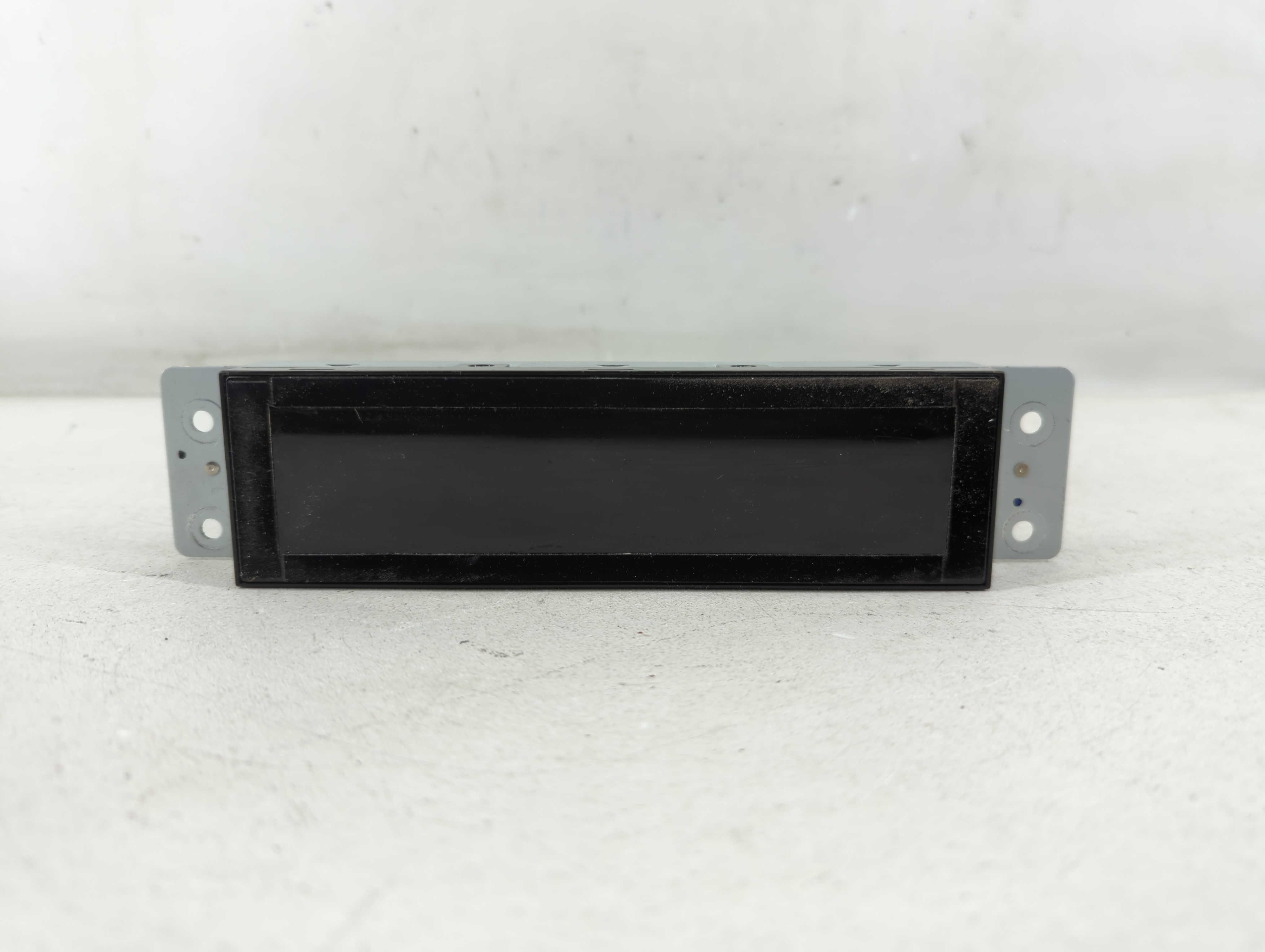 2010-2010 Ford Fusion Information Display Screen 927745 - Oemusedautoparts1.com