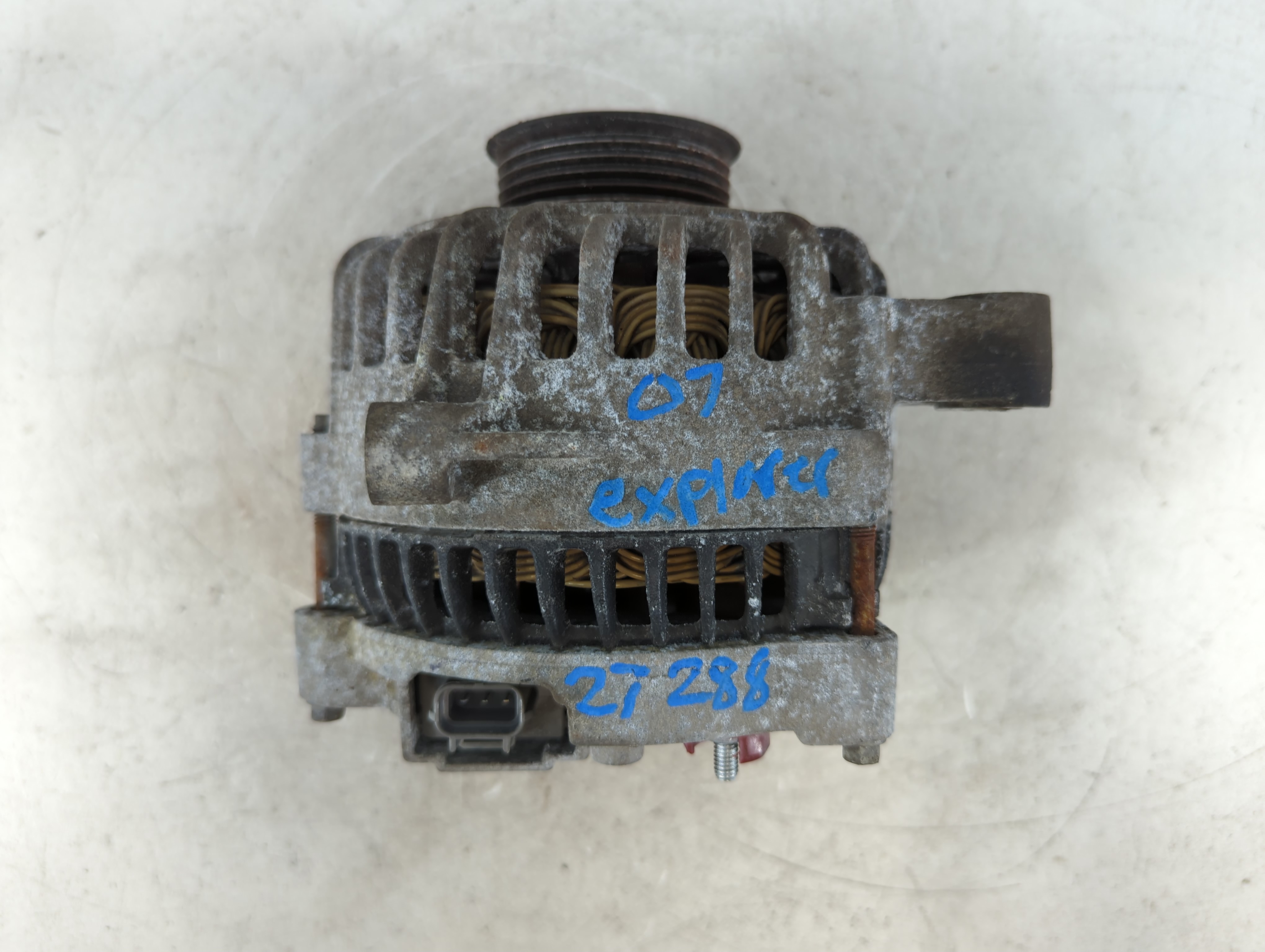 2006-2008 Ford Explorer Alternator Generator Charging Assembly Engine Oem 927755 - Oemusedautoparts1.com