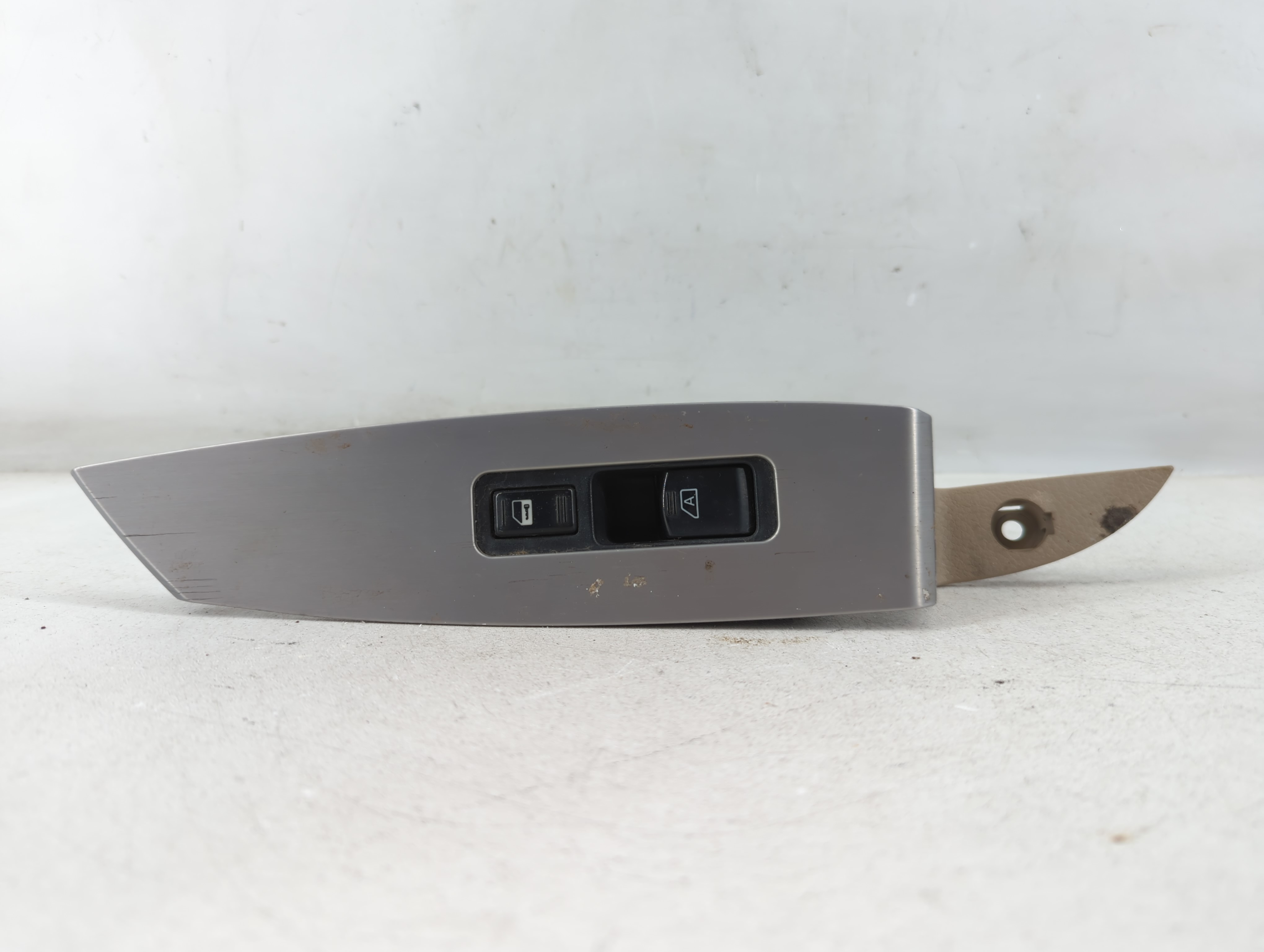 2005-2006 Nissan Murano Driver Left Door Master Power Window Switch 927772 - Oemusedautoparts1.com