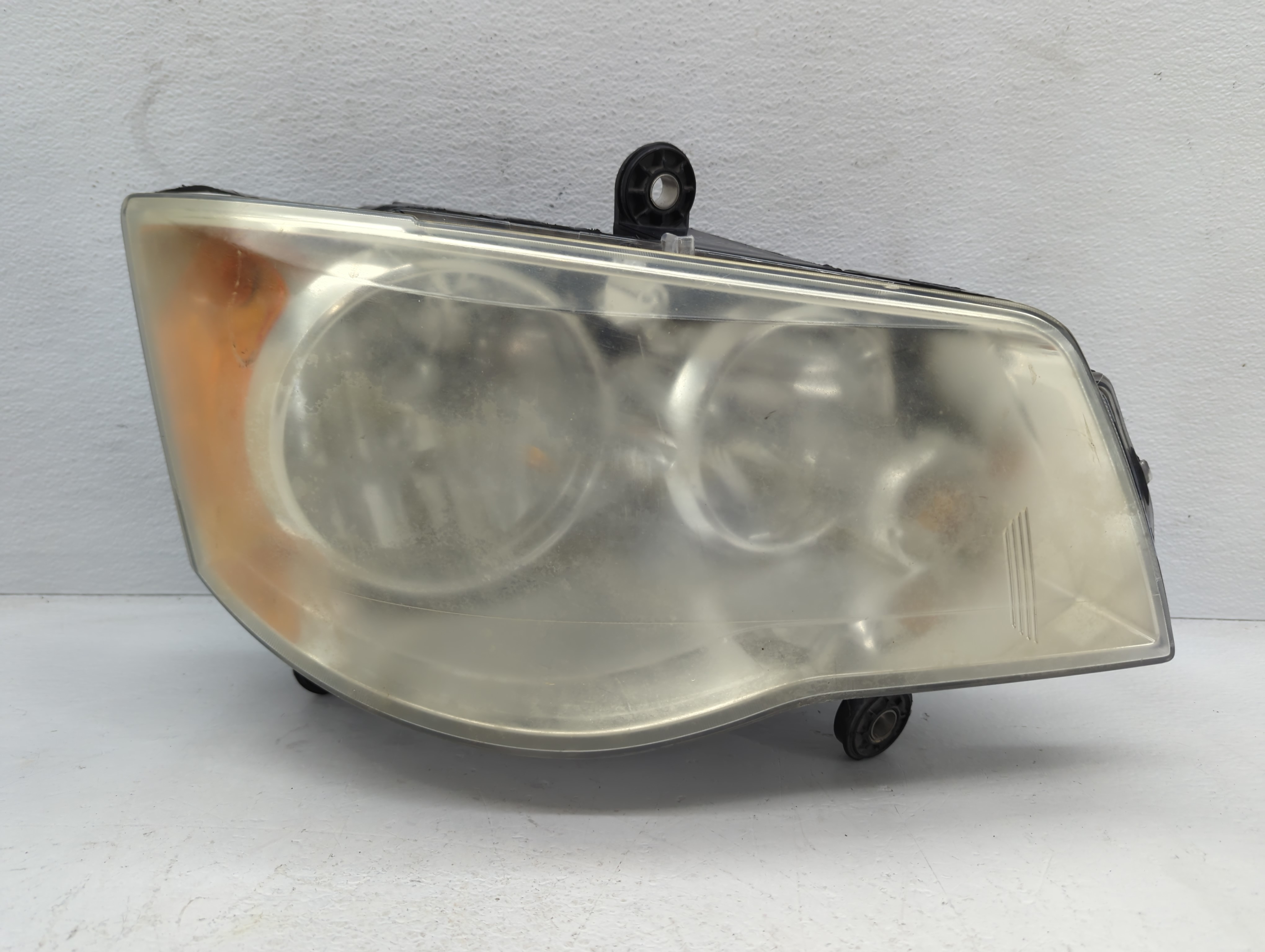 2008 Chrysler Town & Country Passenger Right Oem Head Light Headlight Lamp 927784 - Oemusedautoparts1.com