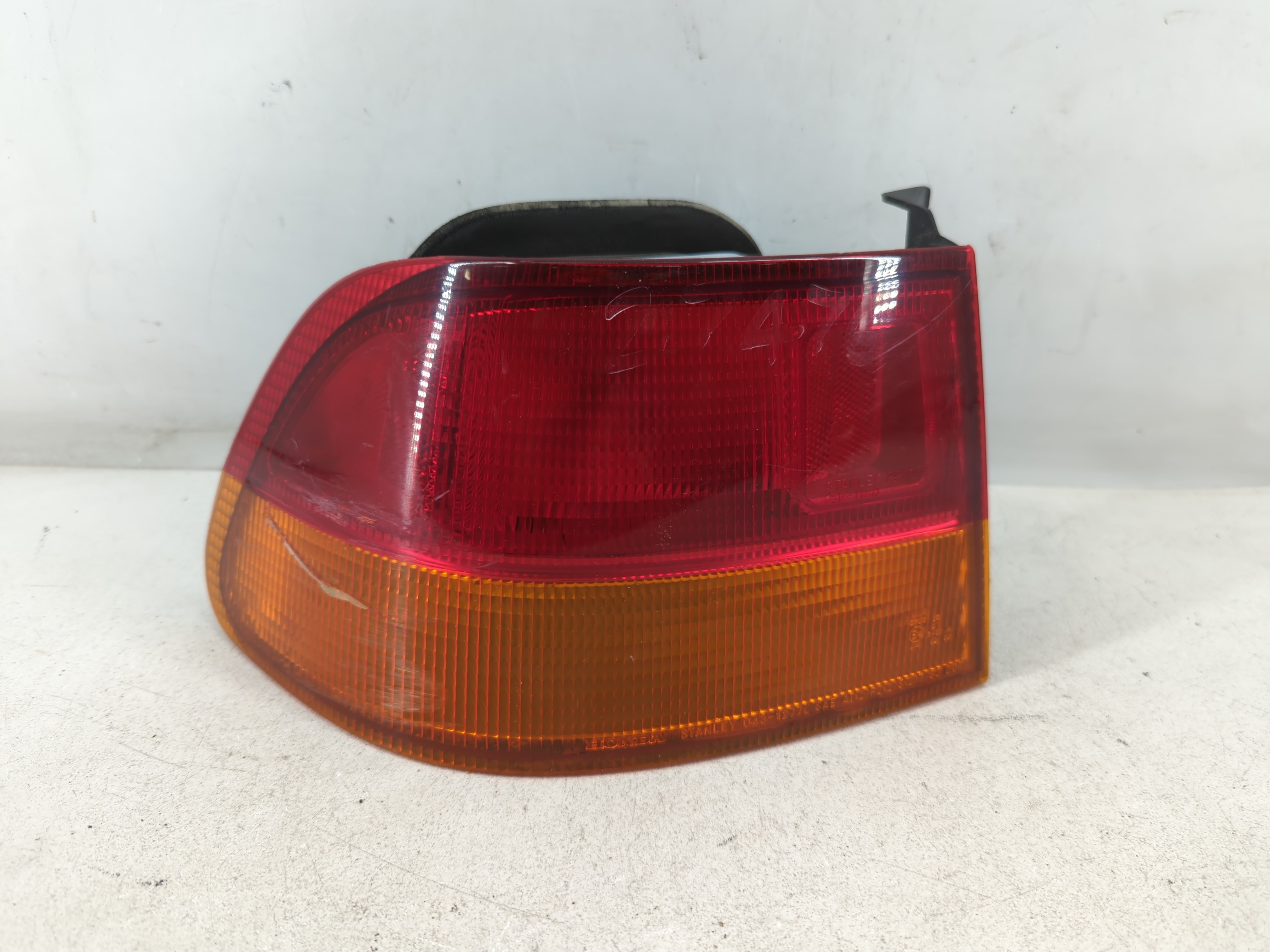 1996-1998 Honda Civic Driver Left Side Tail Light Taillight Oem 927797 - Oemusedautoparts1.com