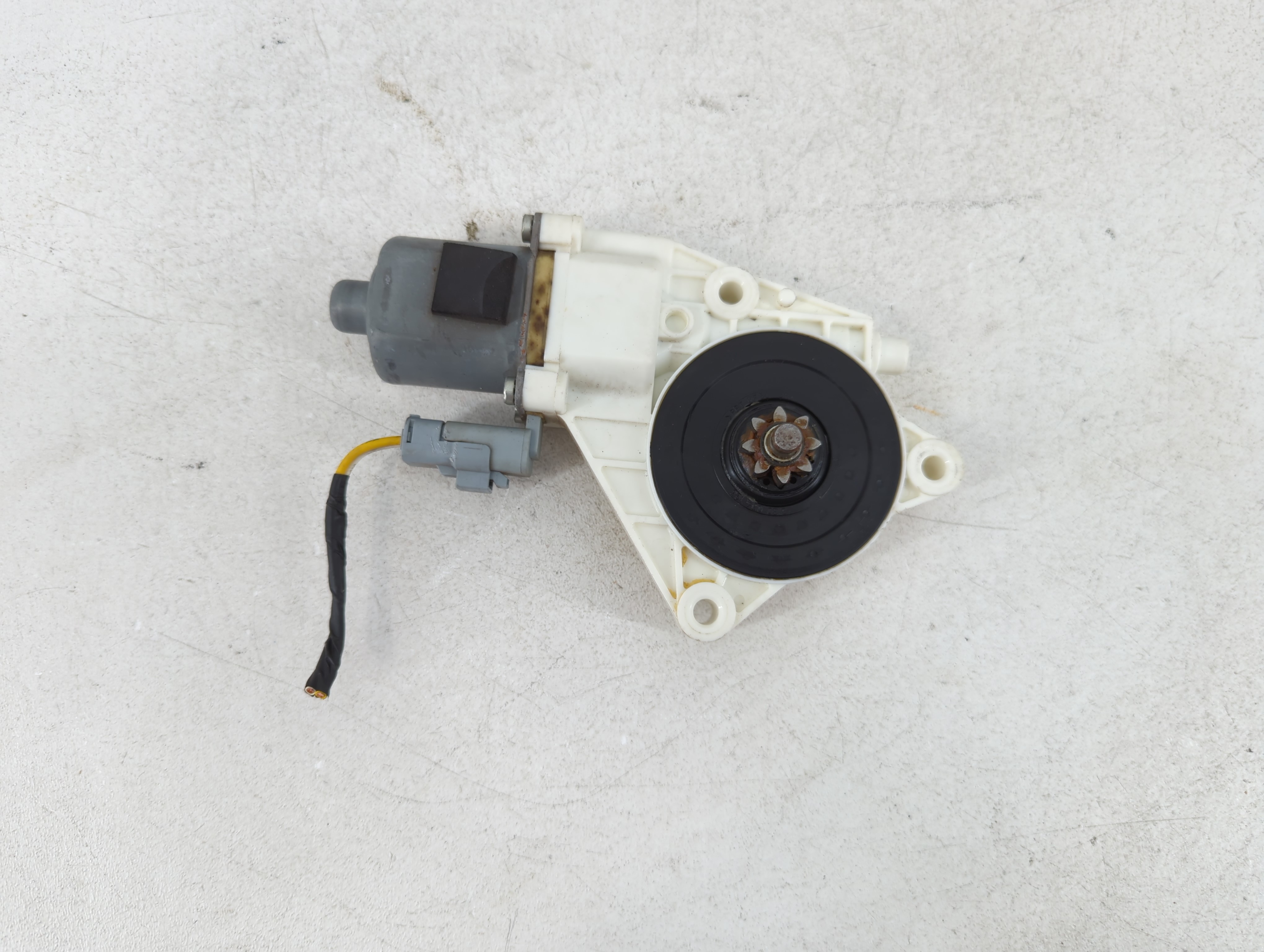 2006-2012 Ford Fusion Window Regulator Right Passenger Rear 928296 - Oemusedautoparts1.com