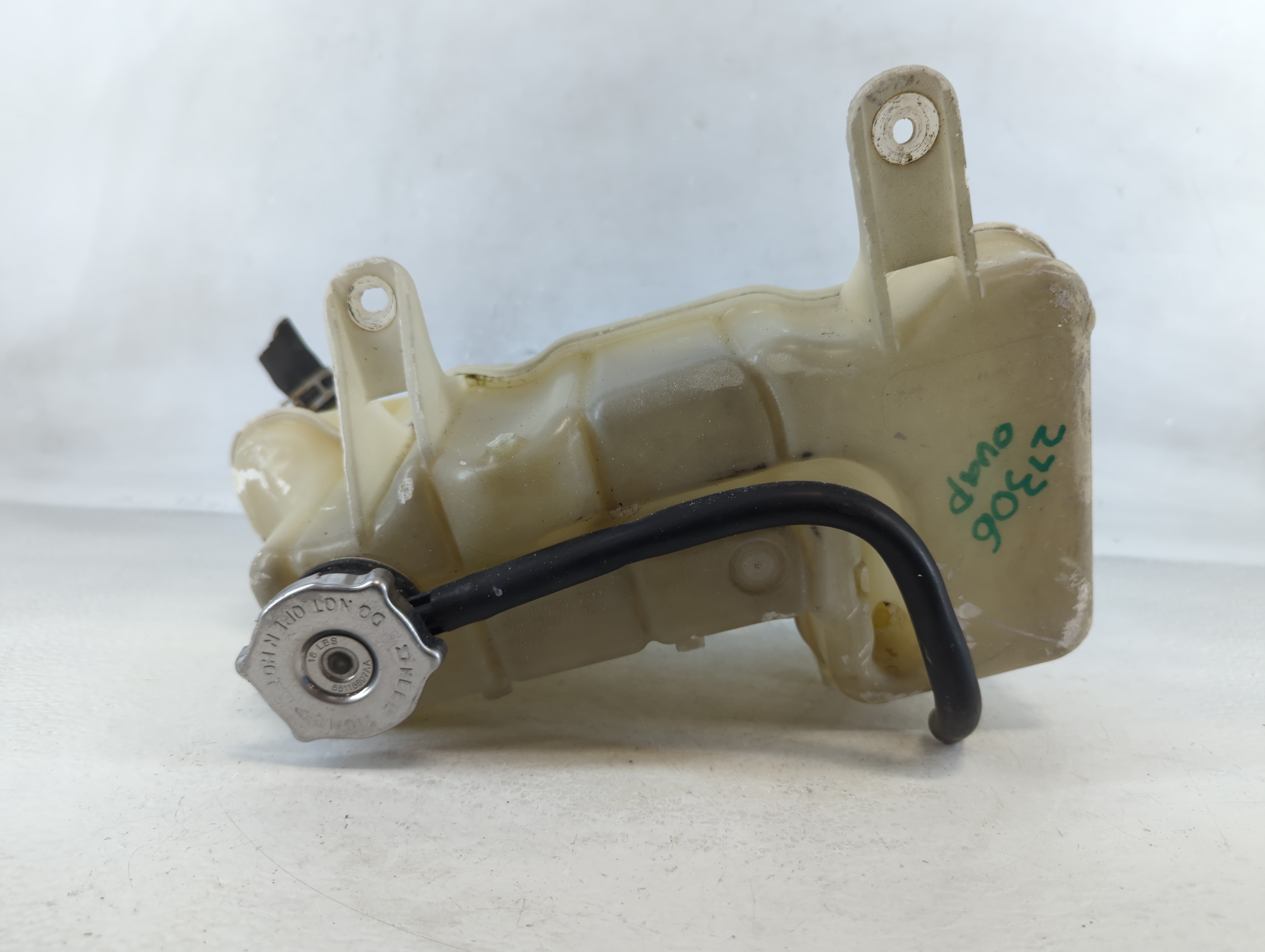 2006-2010 Dodge Charger Radiator Coolant Overflow Expansion Tank Bottle 928349 - Oemusedautoparts1.com