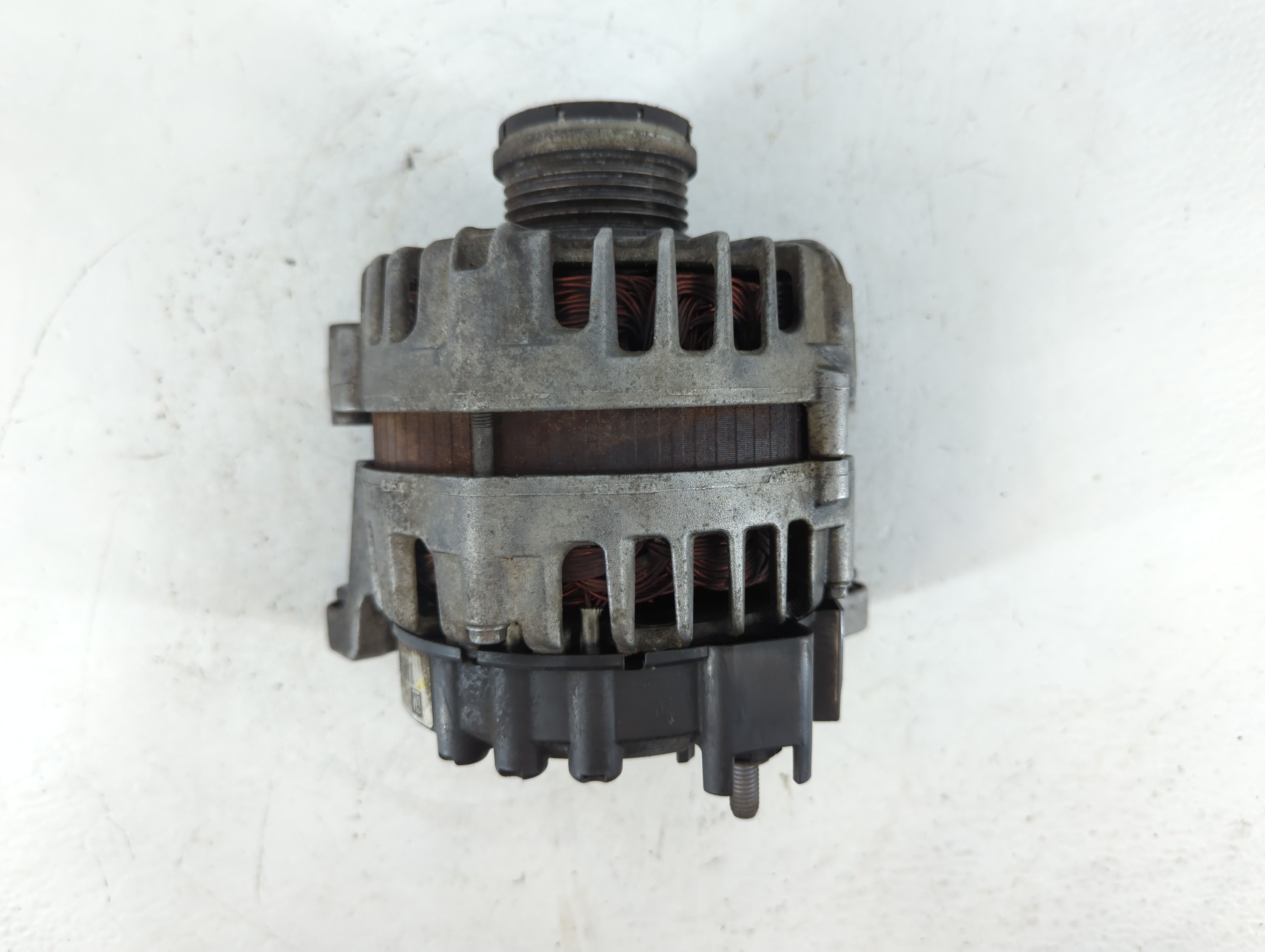 2011 Chevrolet Cruze Alternator Generator Charging Assembly Engine Oem 928373 - Oemusedautoparts1.com