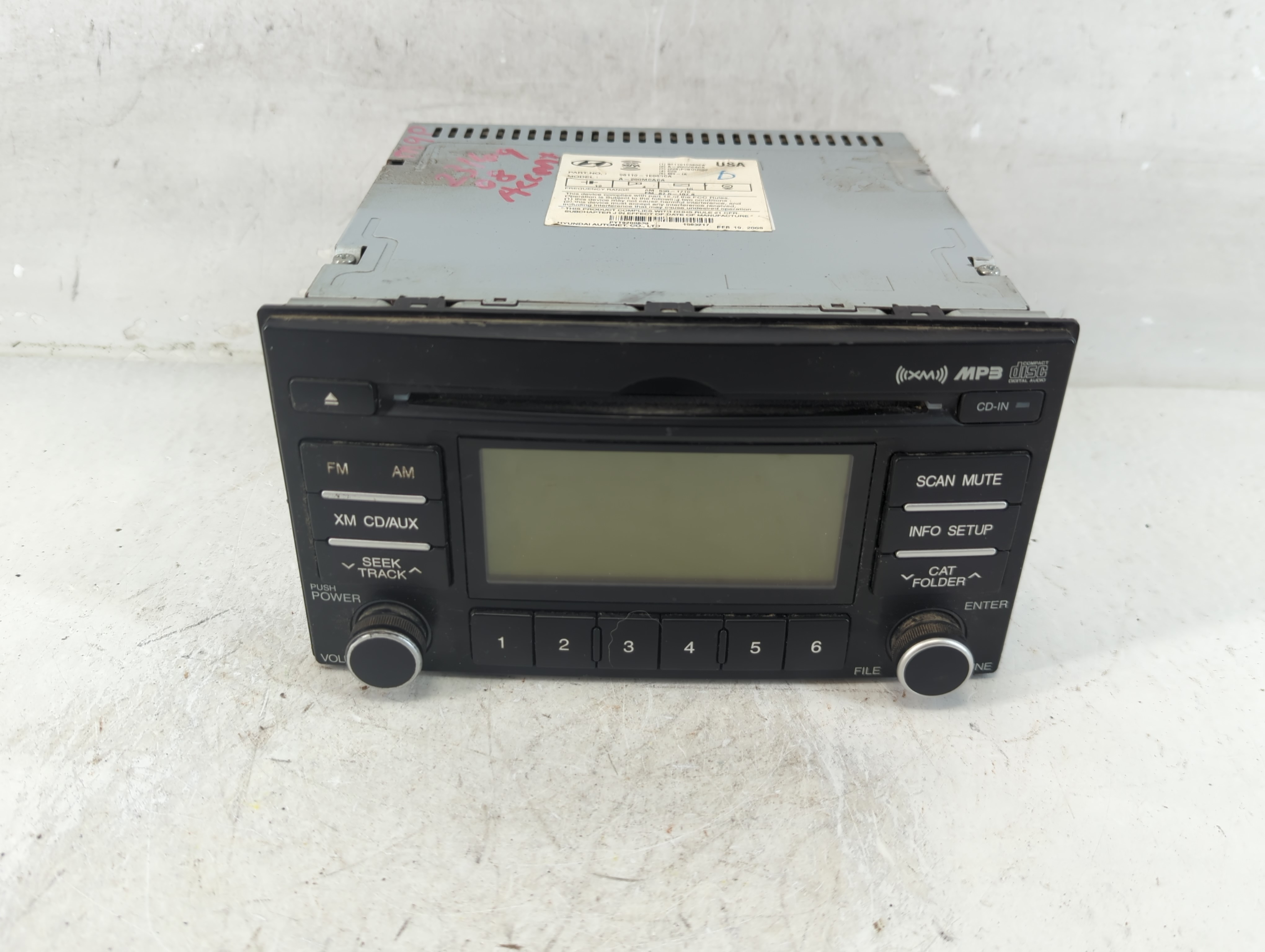 2007-2011 Hyundai Accent Am Fm Cd Player Radio Receiver 928381 - Oemusedautoparts1.com