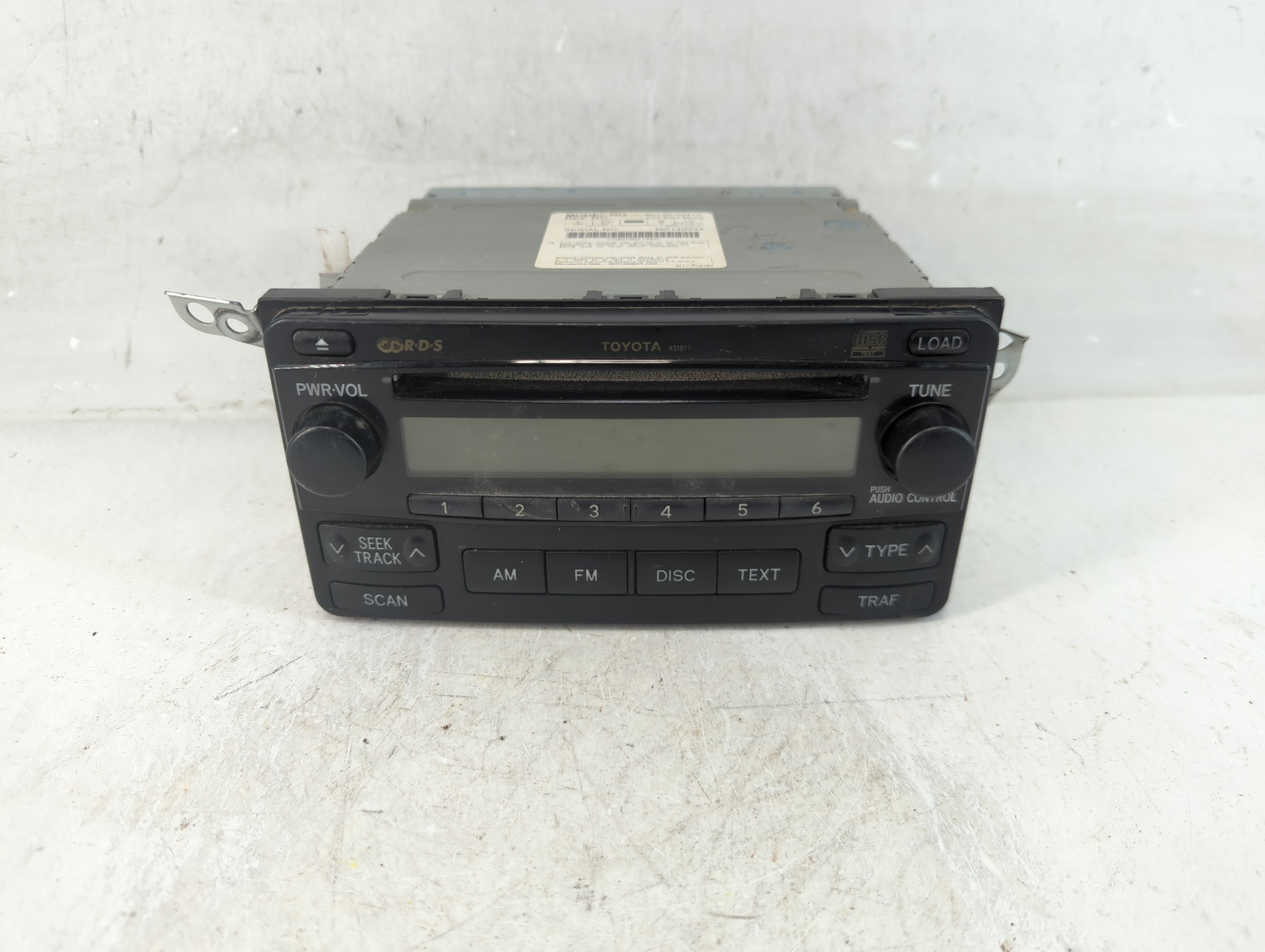 2006-2008 Toyota Matrix Am Fm Cd Player Radio Receiver 928403 - Oemusedautoparts1.com