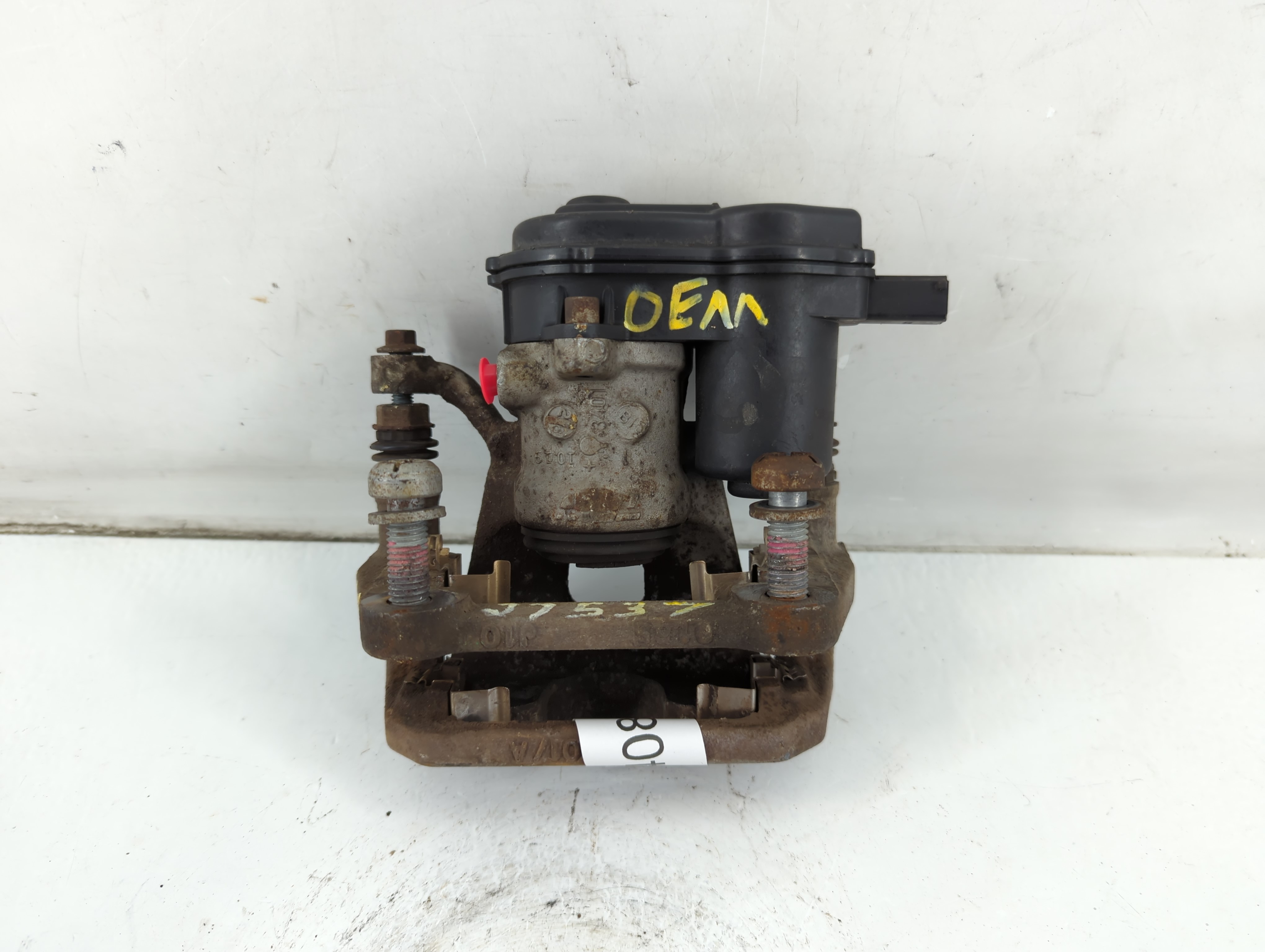 2015-2017 Chrysler 200 Rear Driver Left Brake Caliper 928408 - Oemusedautoparts1.com