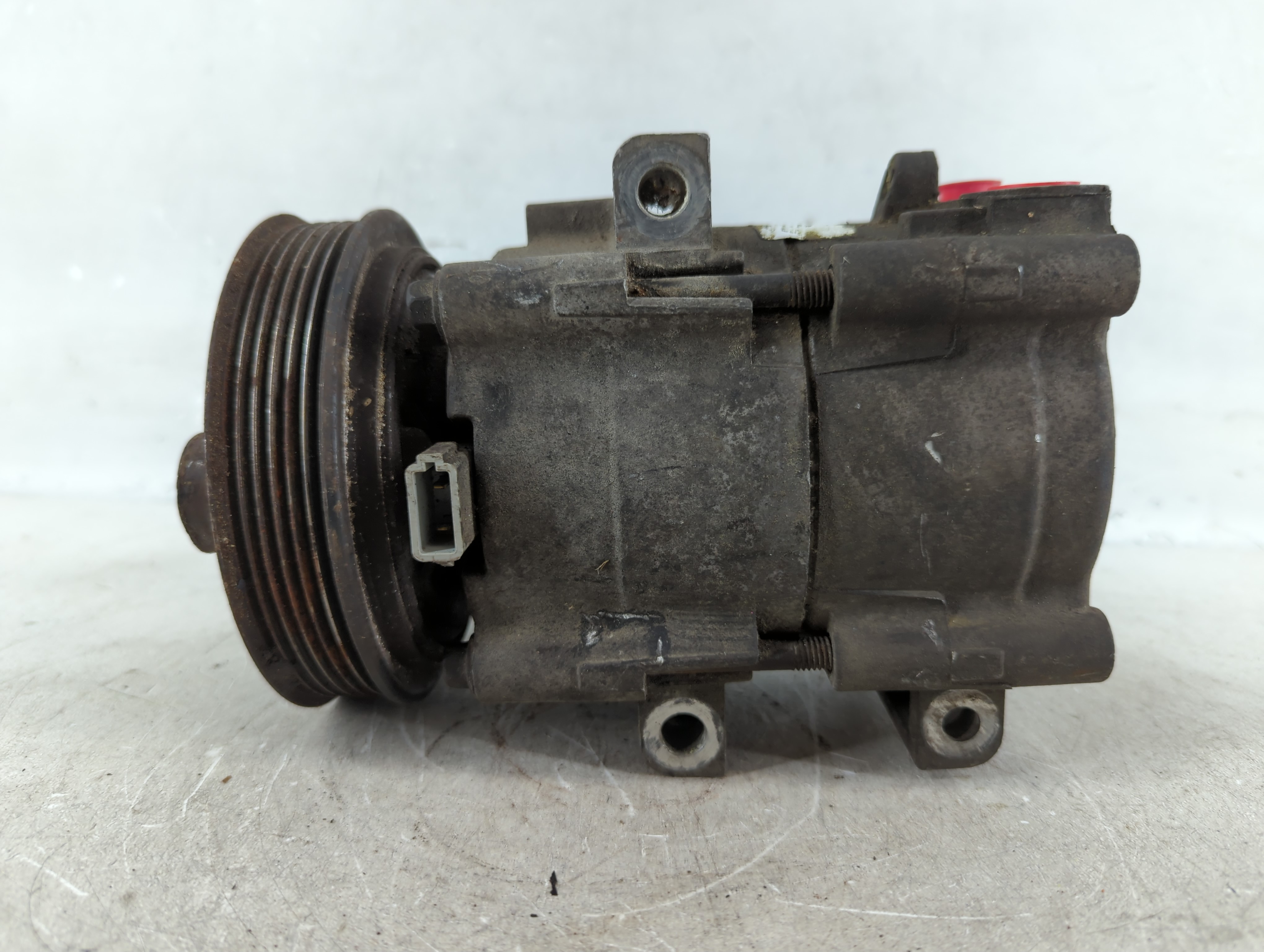 2004-2007 Ford Focus Air Conditioning A/c Ac Compressor Oem 928412 - Oemusedautoparts1.com