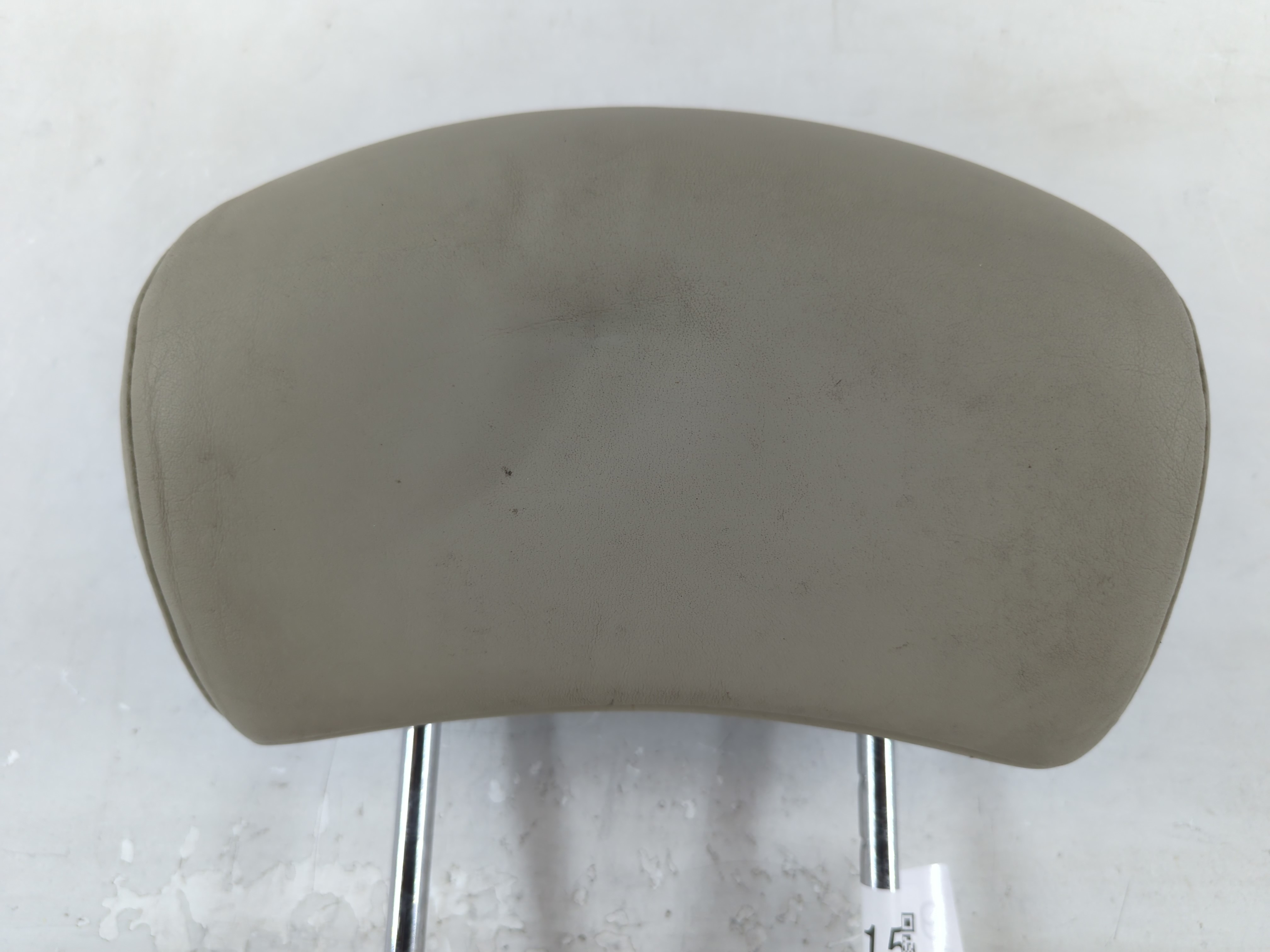 Picture of 2004-2005 Infiniti Fx35 Headrest Head Rest Front Driver Passenger Seat 928415