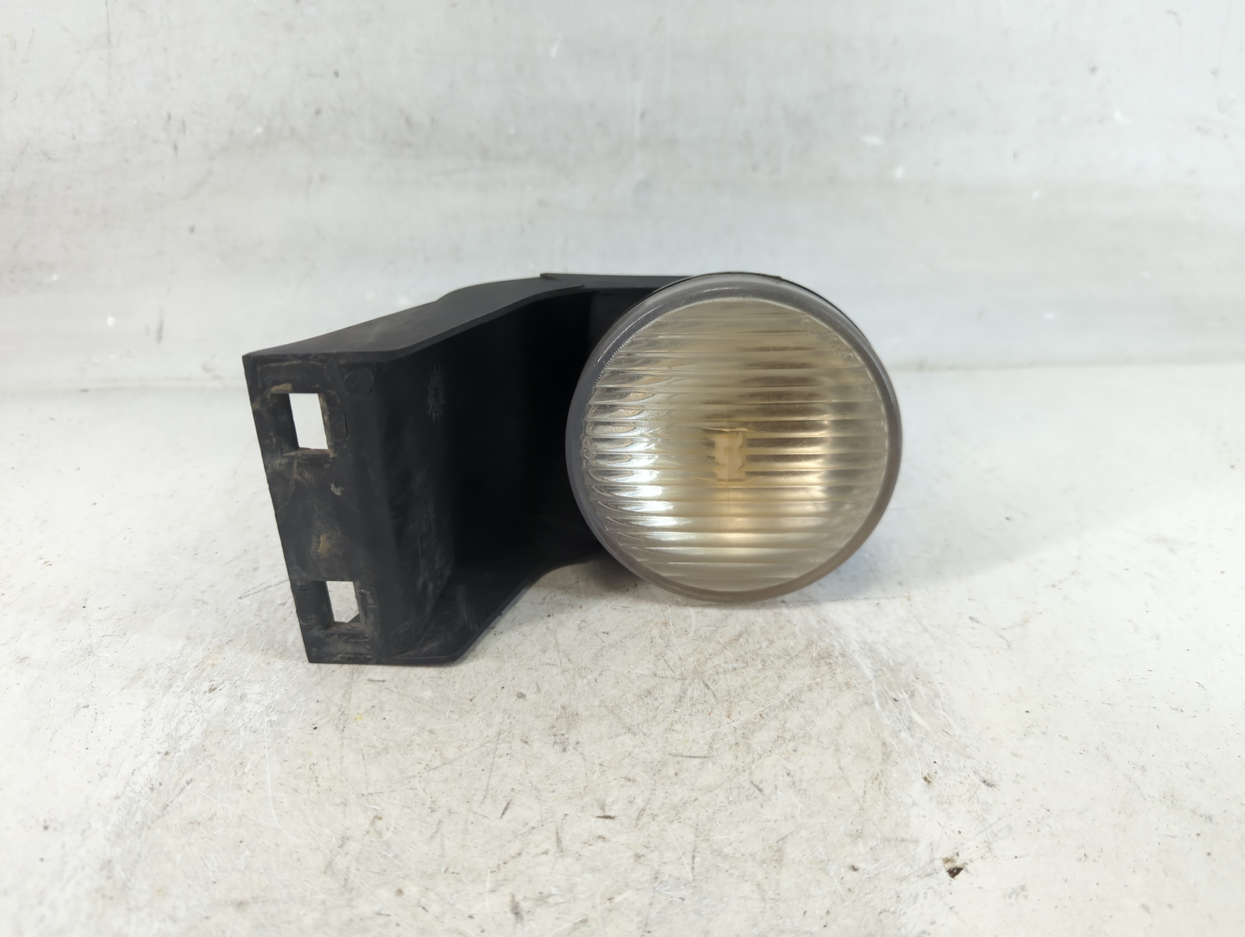 1994-1998 Dodge Ram 1500 Passenger Right Oem Fog Light Lamp 928447 - Oemusedautoparts1.com