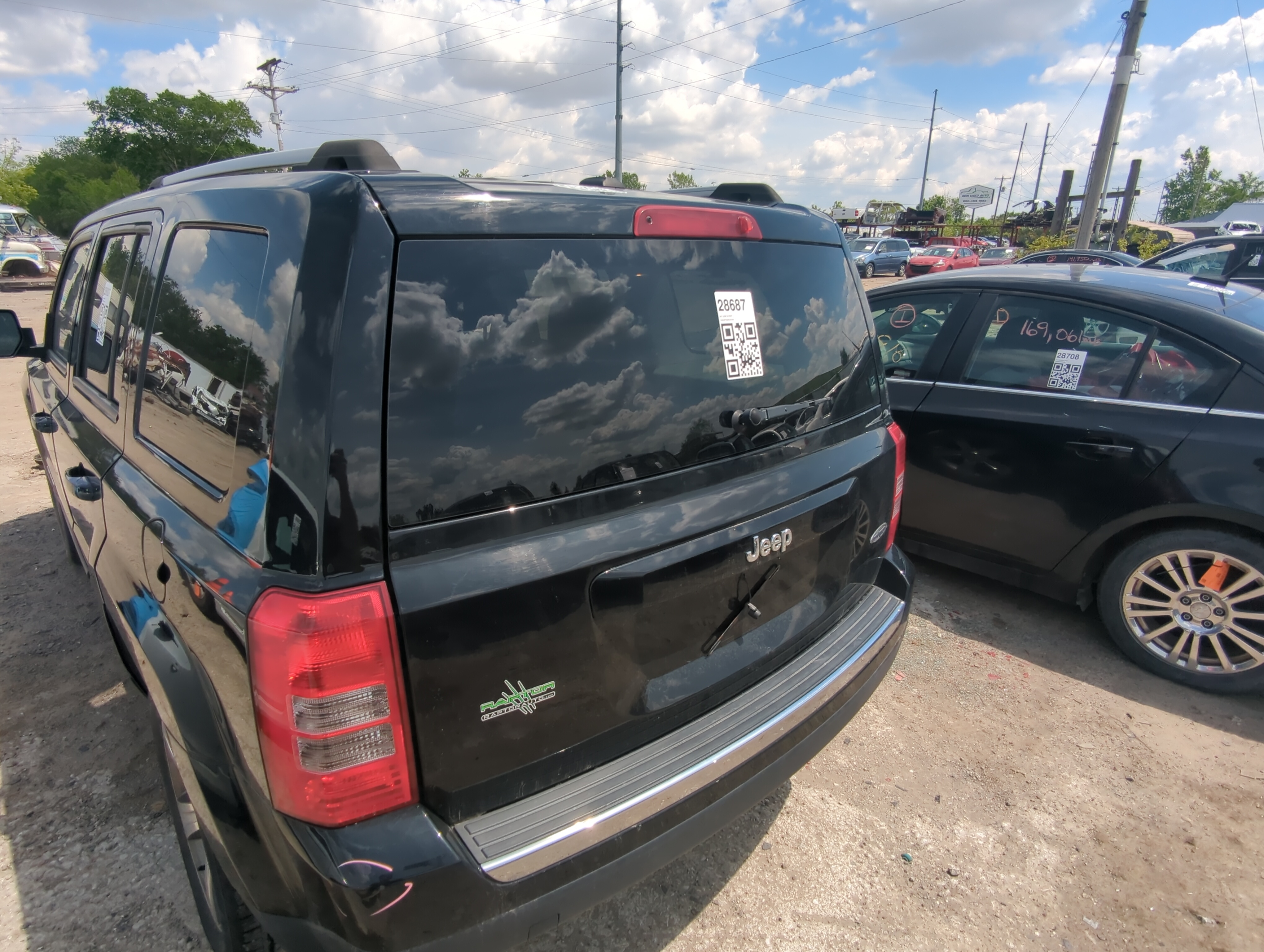 2007-2017 Jeep Patriot Trunk/decklid/hatch/tailgate Oem 928669 - Oemusedautoparts1.com